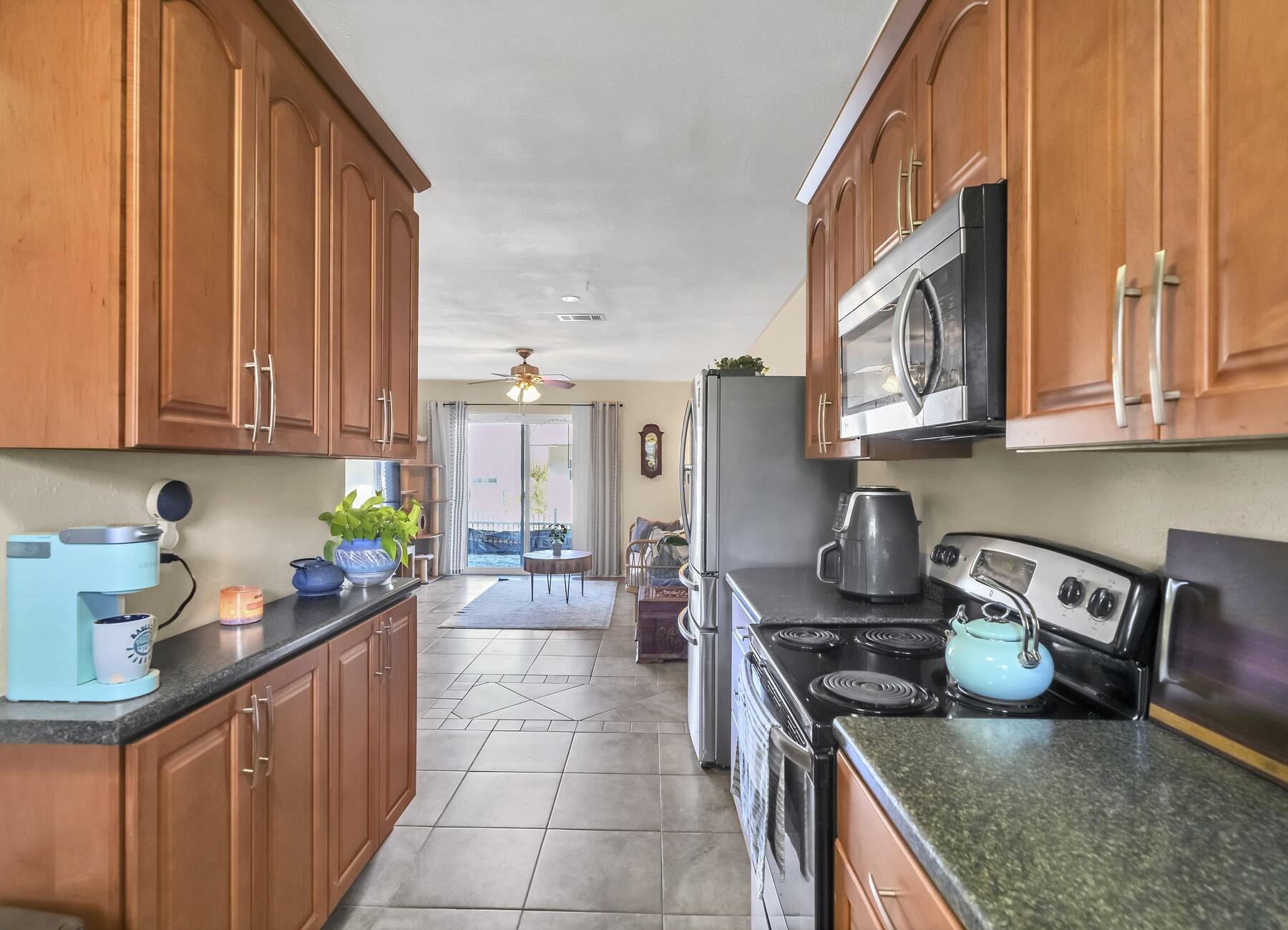 COMMODORES LANDING - Residential