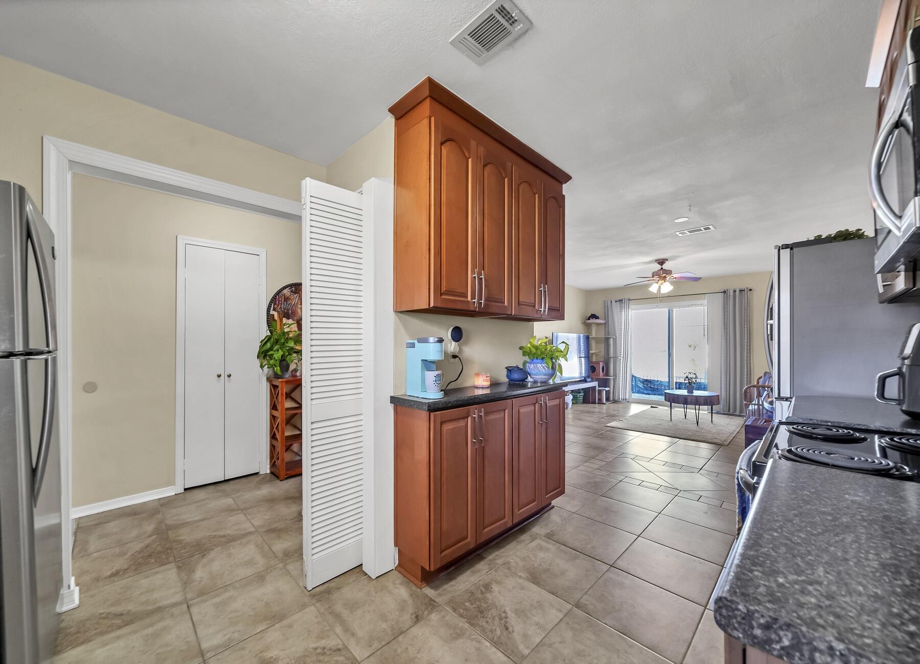 COMMODORES LANDING - Residential