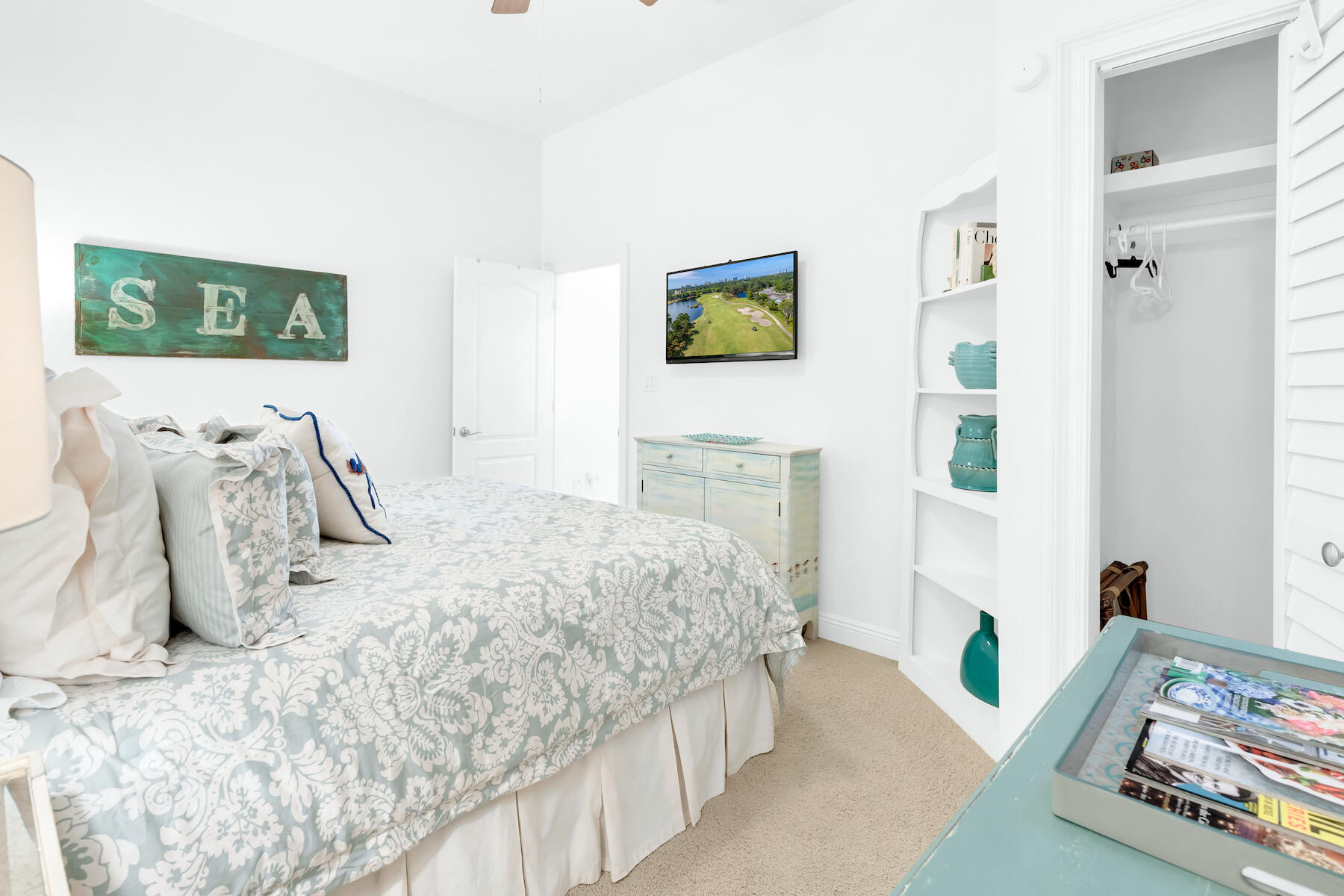 BAYTOWNE AVENUE - Residential