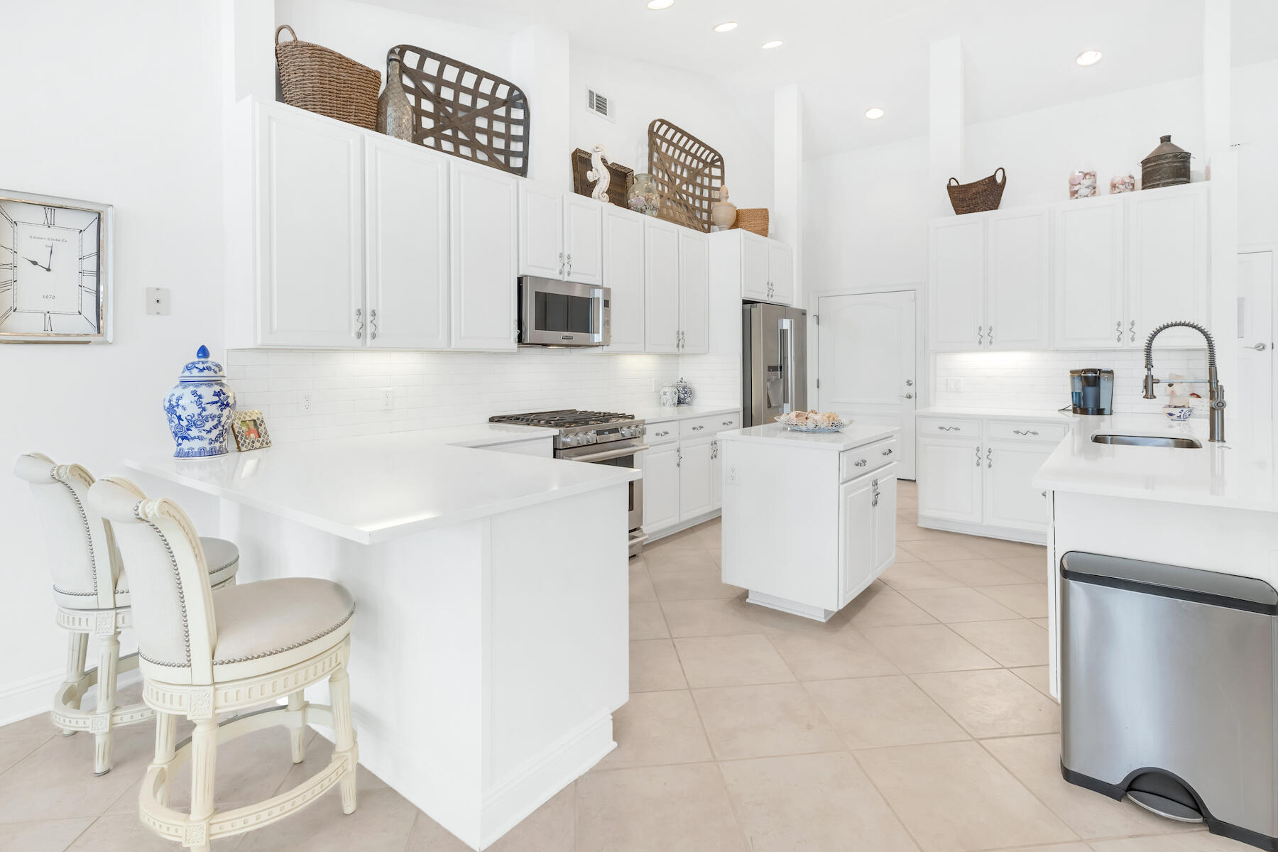 BAYTOWNE AVENUE - Residential