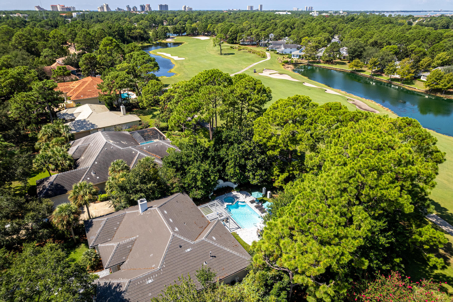 BAYTOWNE AVENUE - Residential