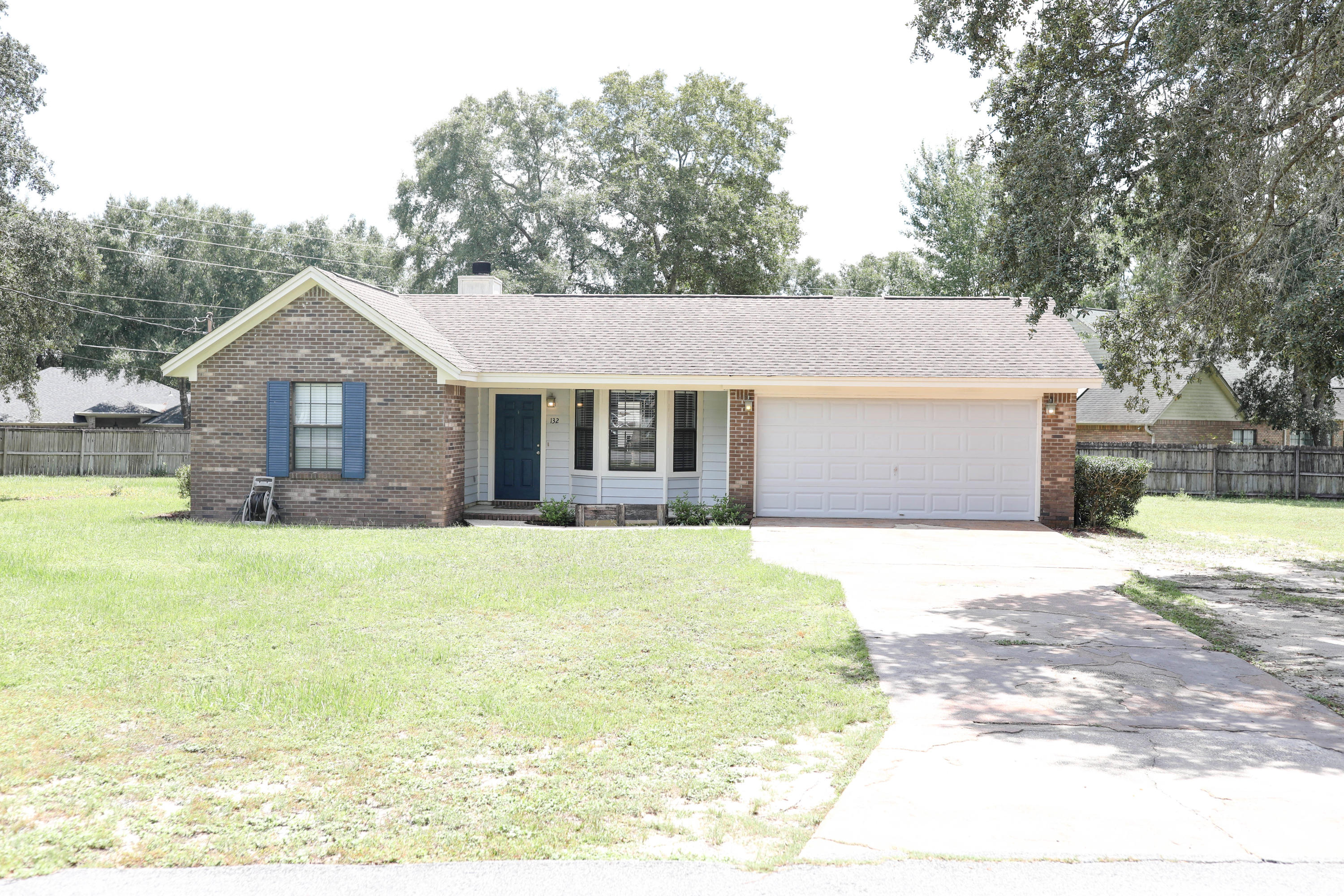 PAGE PLACE - Residential