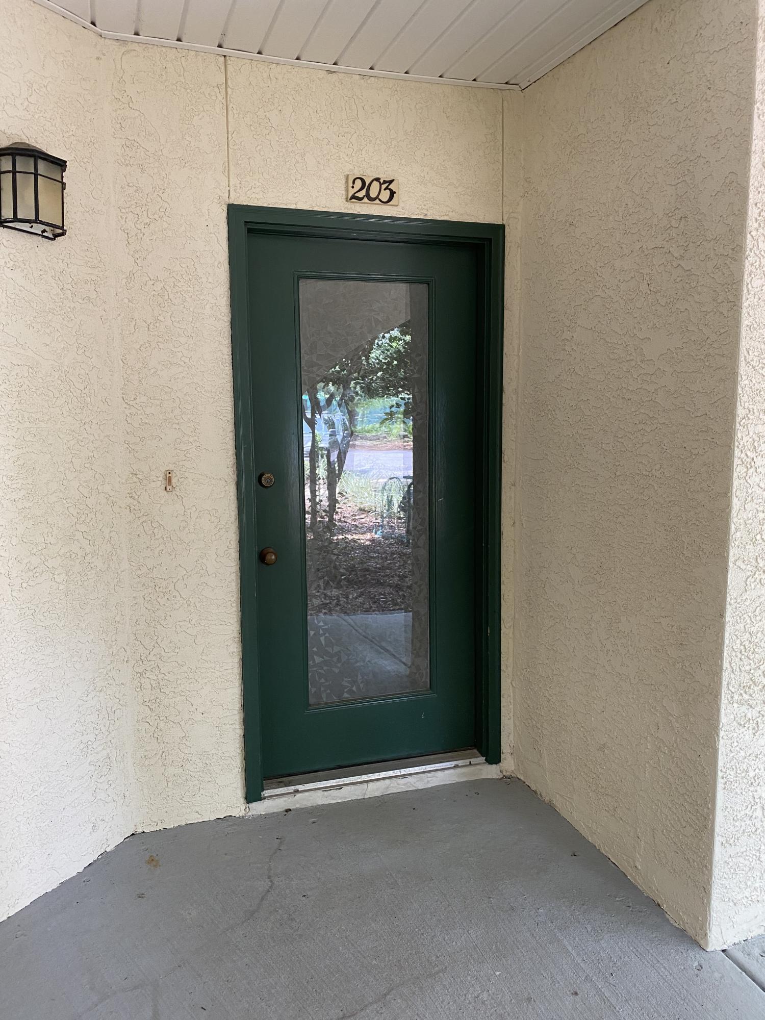 LAKESIDE CONDO AT BLUEWATER BAY - Residential Lease