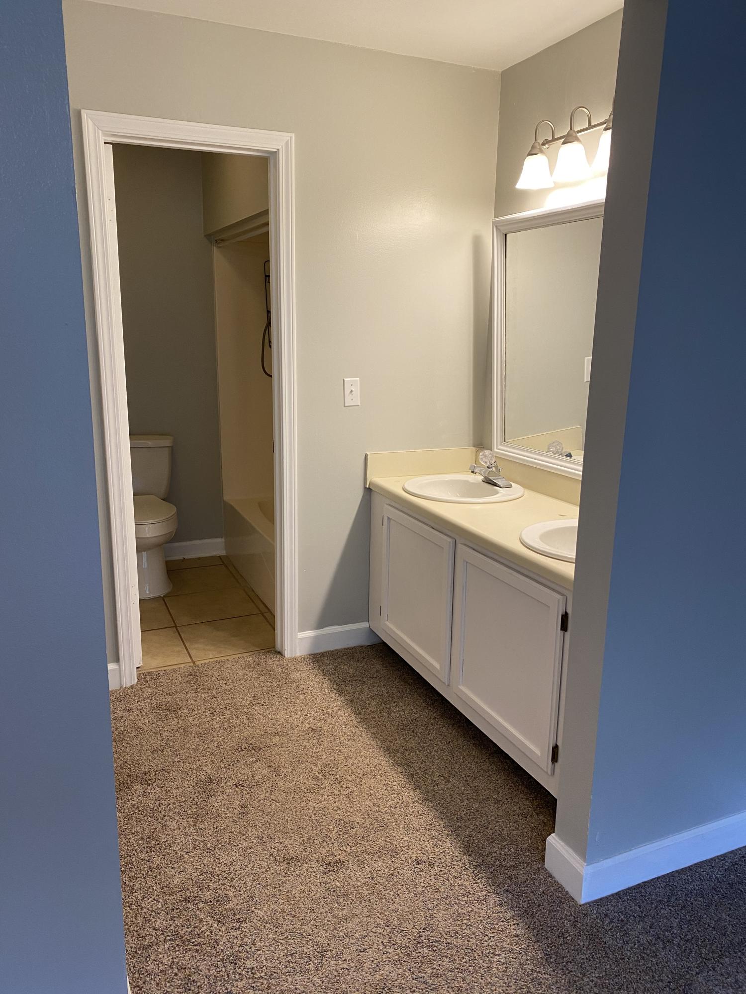 LAKESIDE CONDO AT BLUEWATER BAY - Residential Lease