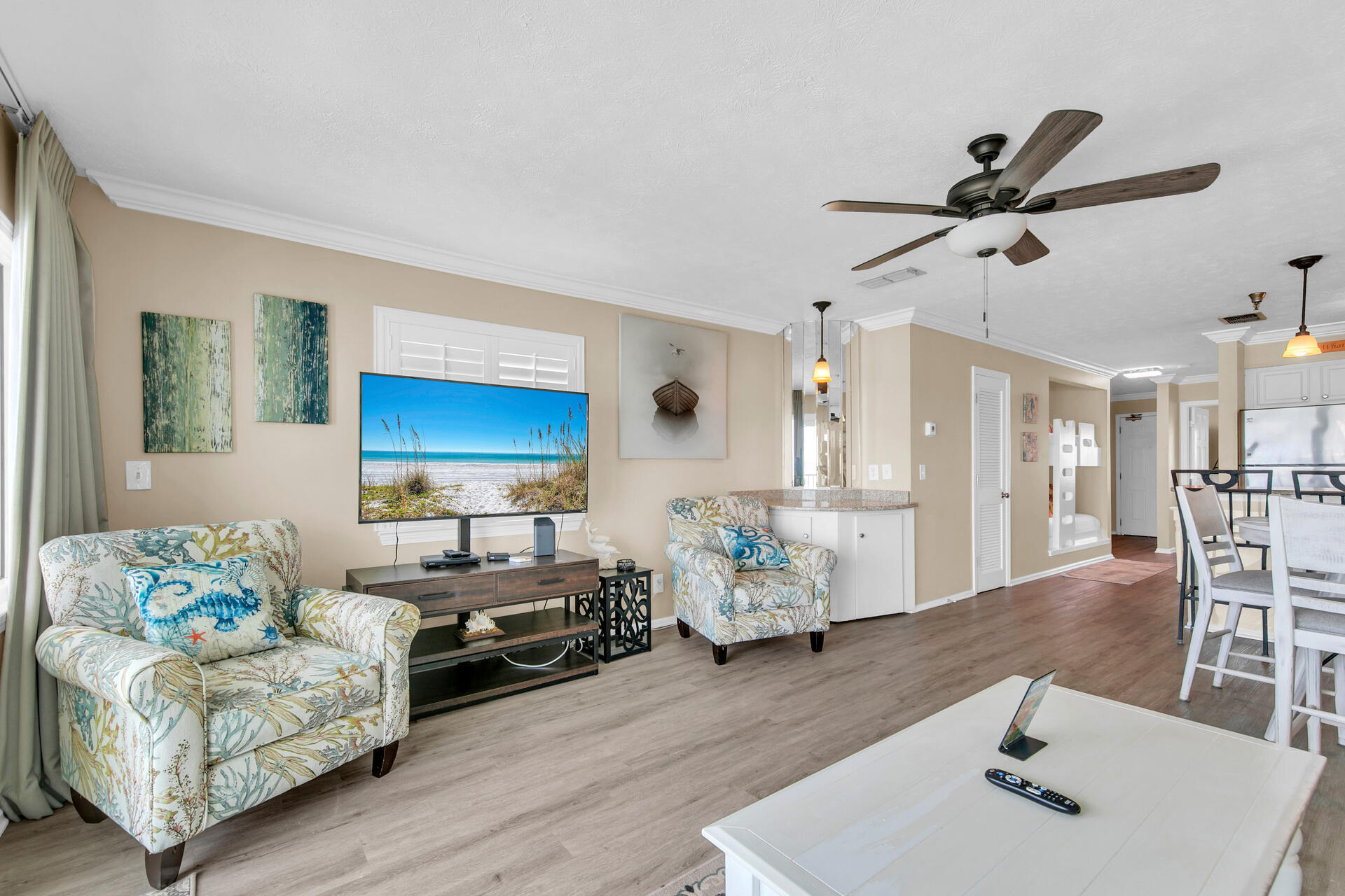 SEAFARER CONDO - Residential