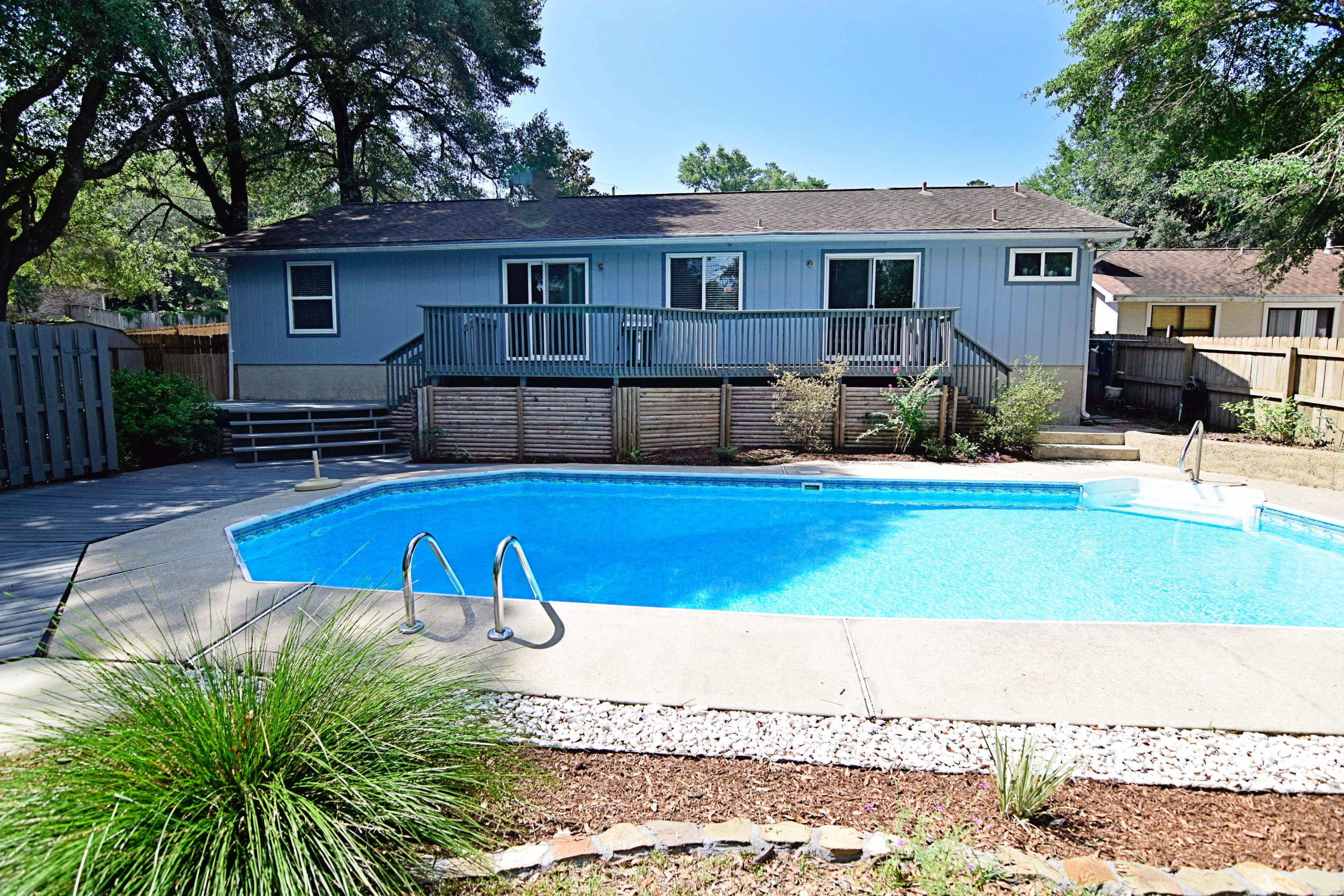 PALM CREST - Residential