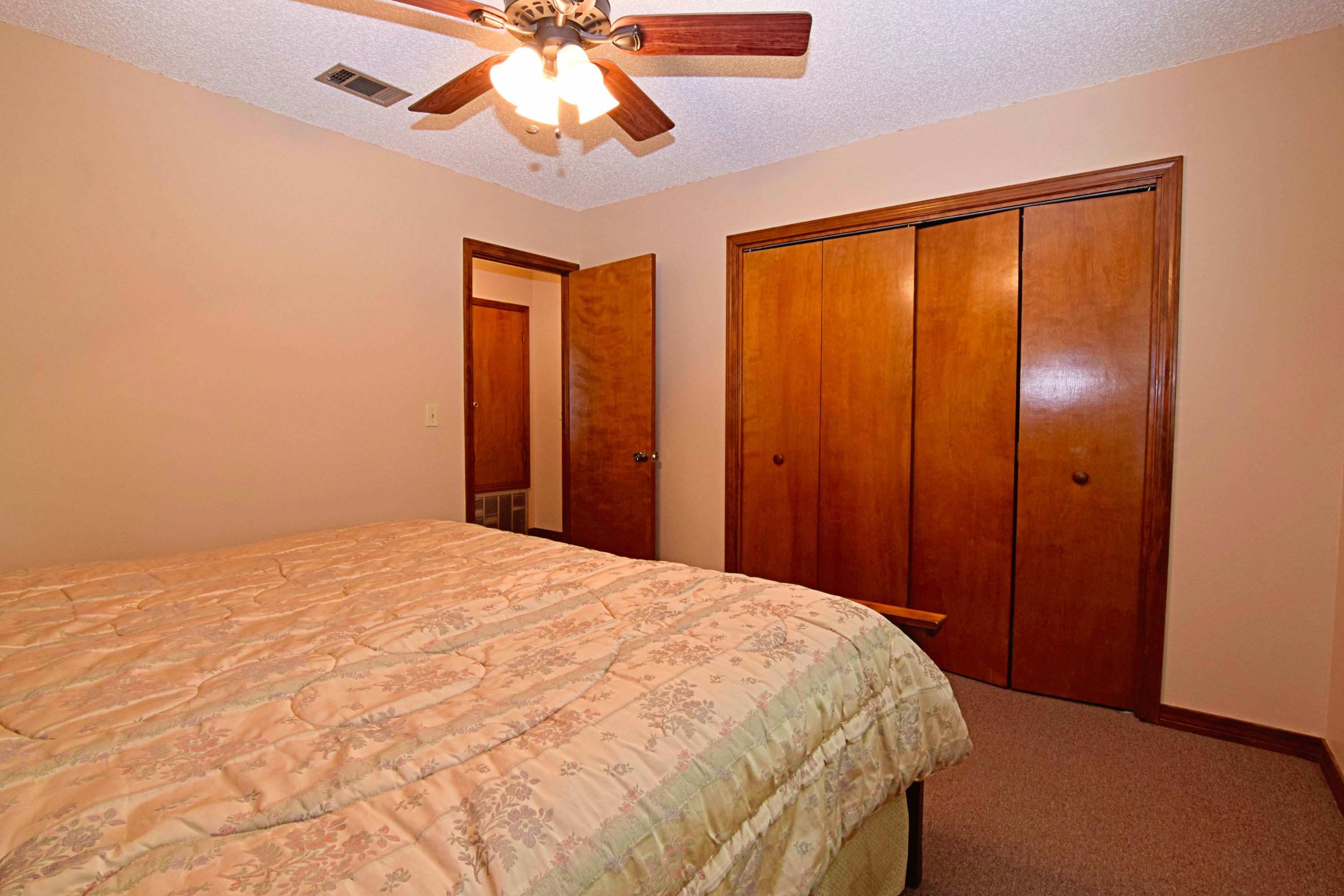 PALM CREST - Residential