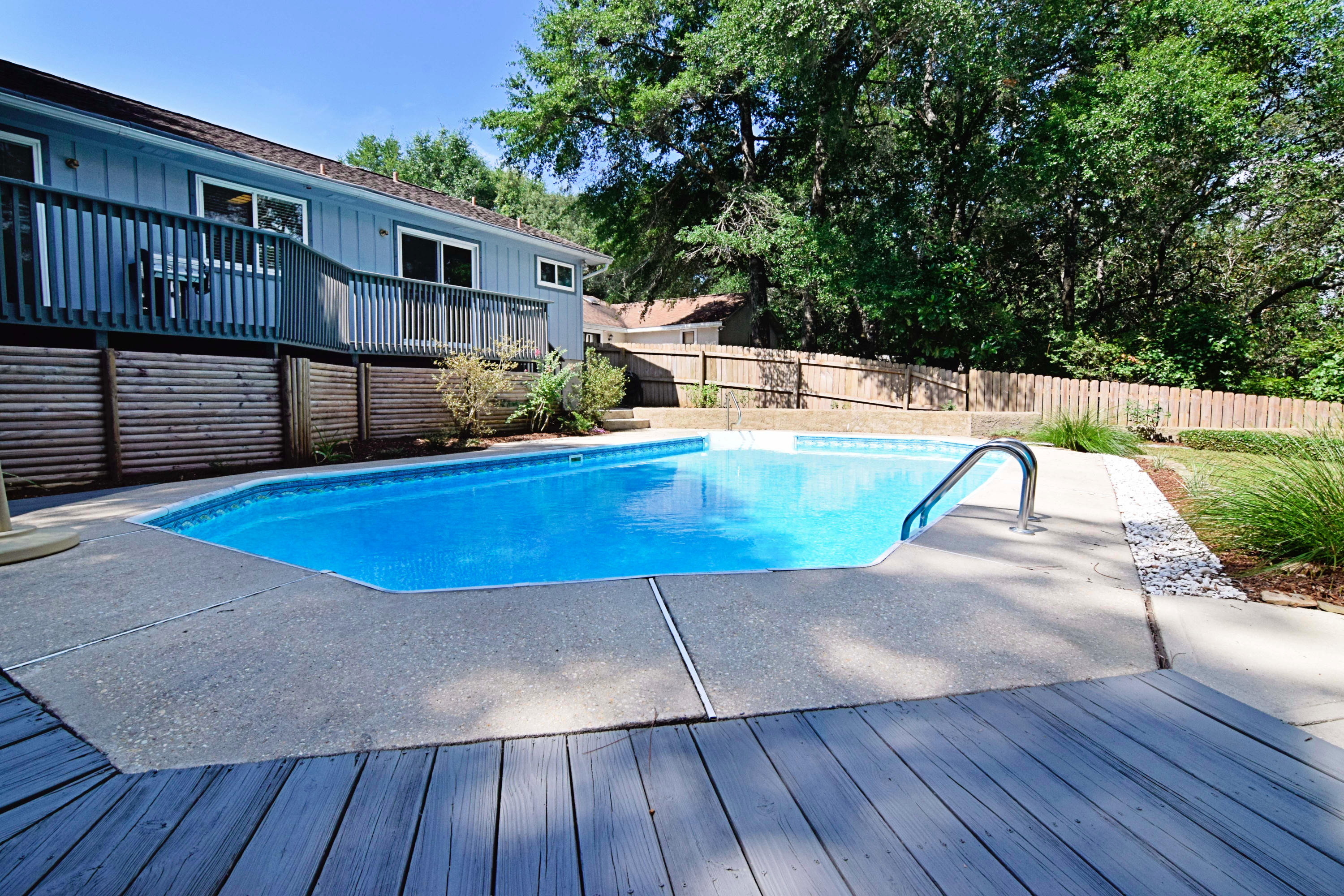 PALM CREST - Residential