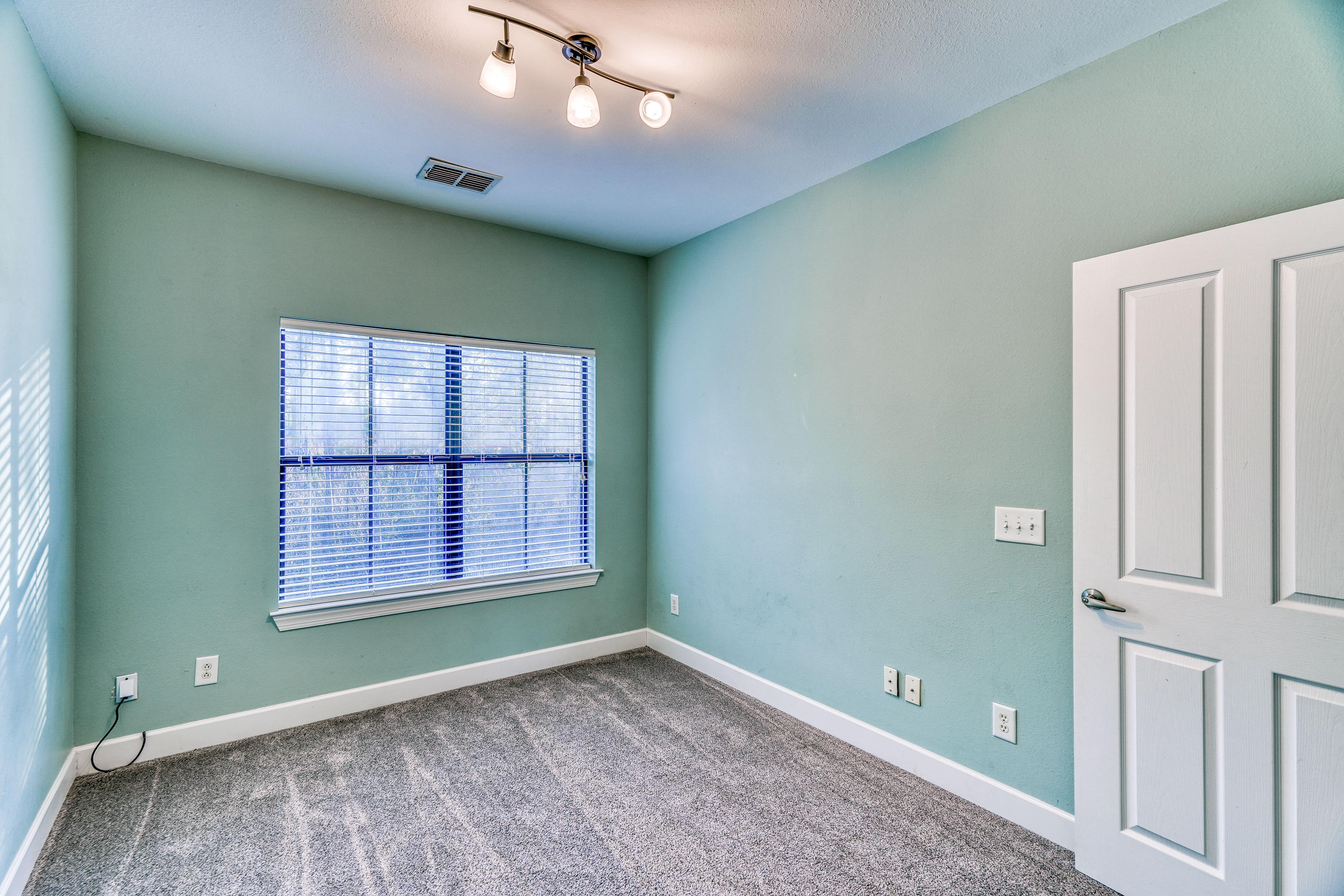 SOUTH HAVEN TOWNHOMES - Residential