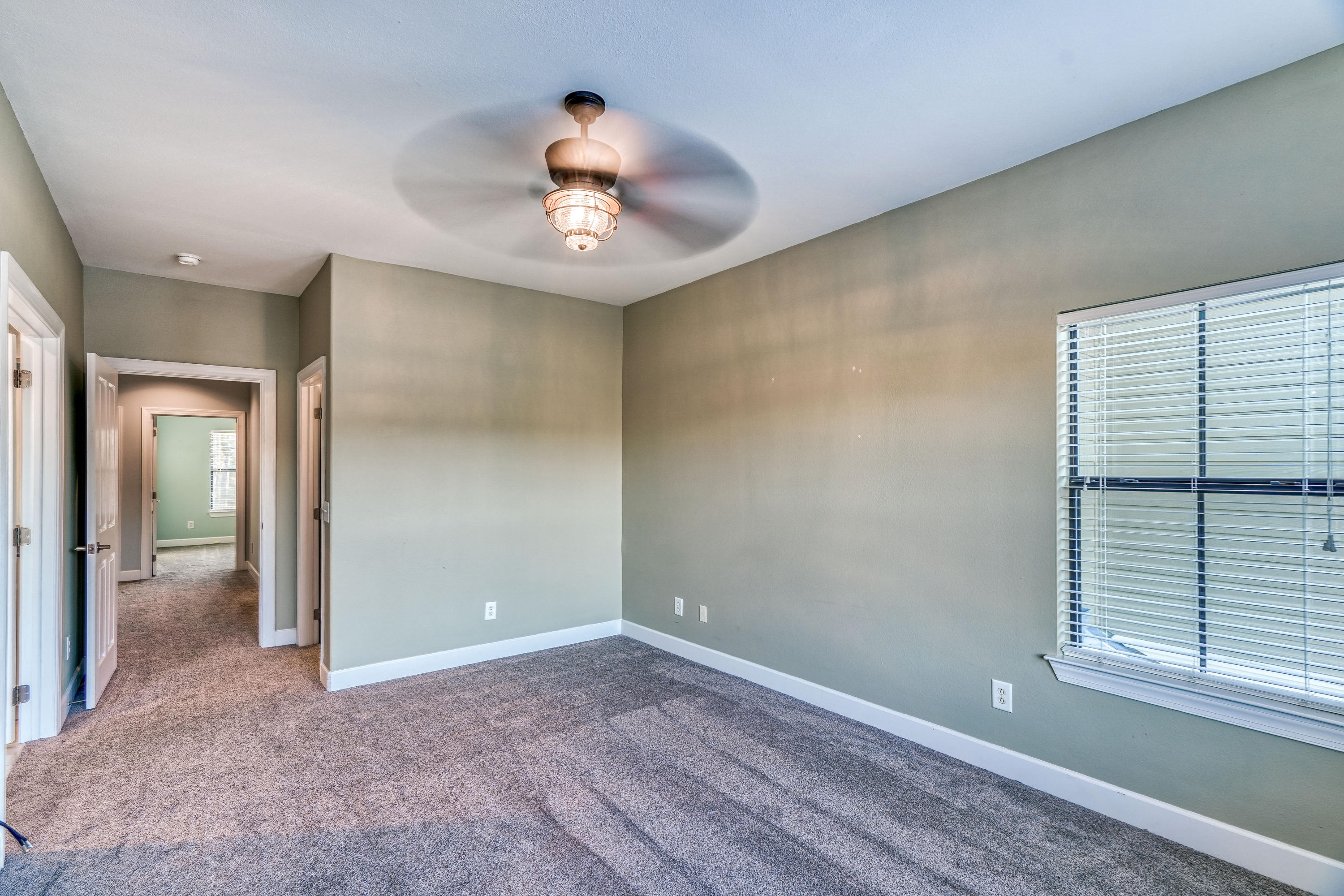 SOUTH HAVEN TOWNHOMES - Residential