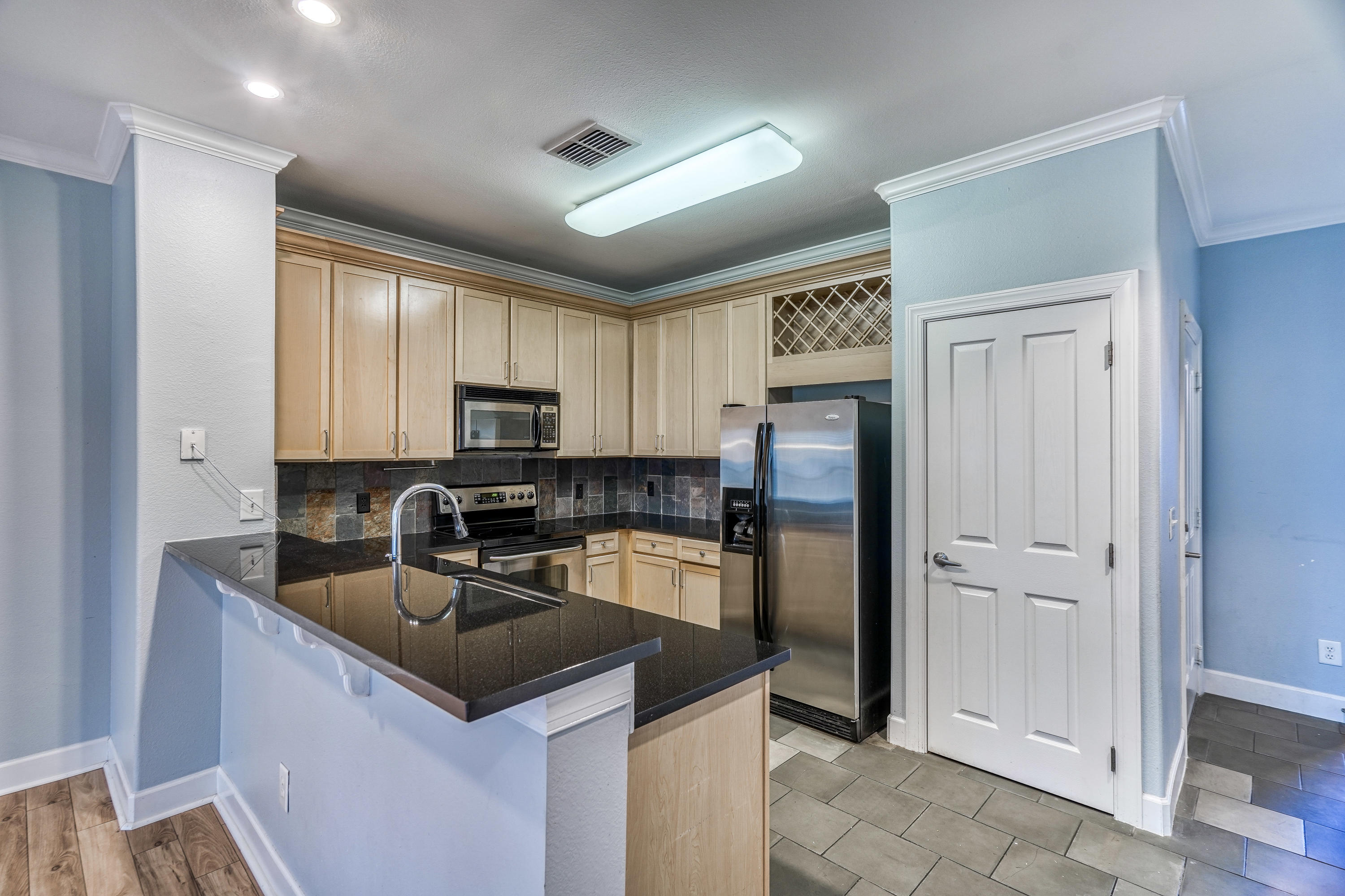 SOUTH HAVEN TOWNHOMES - Residential