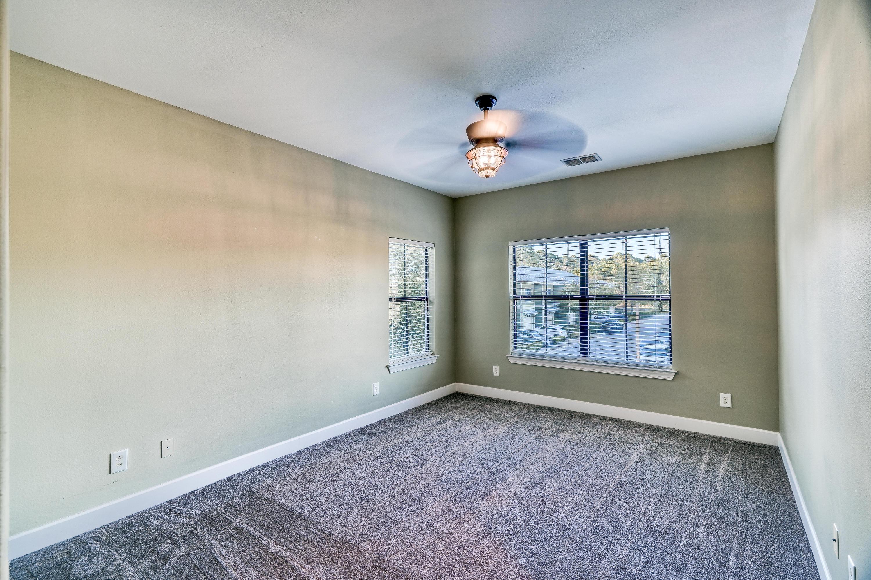 SOUTH HAVEN TOWNHOMES - Residential