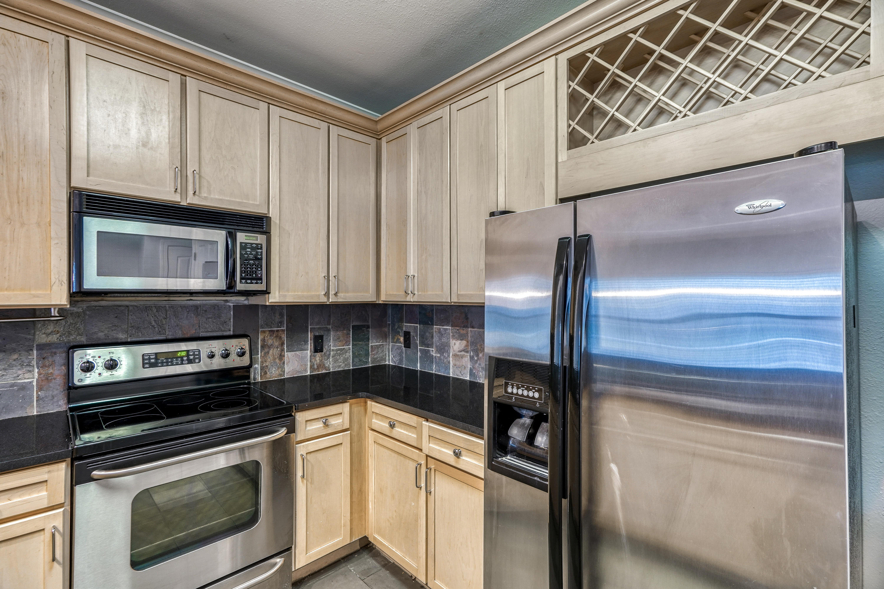 SOUTH HAVEN TOWNHOMES - Residential