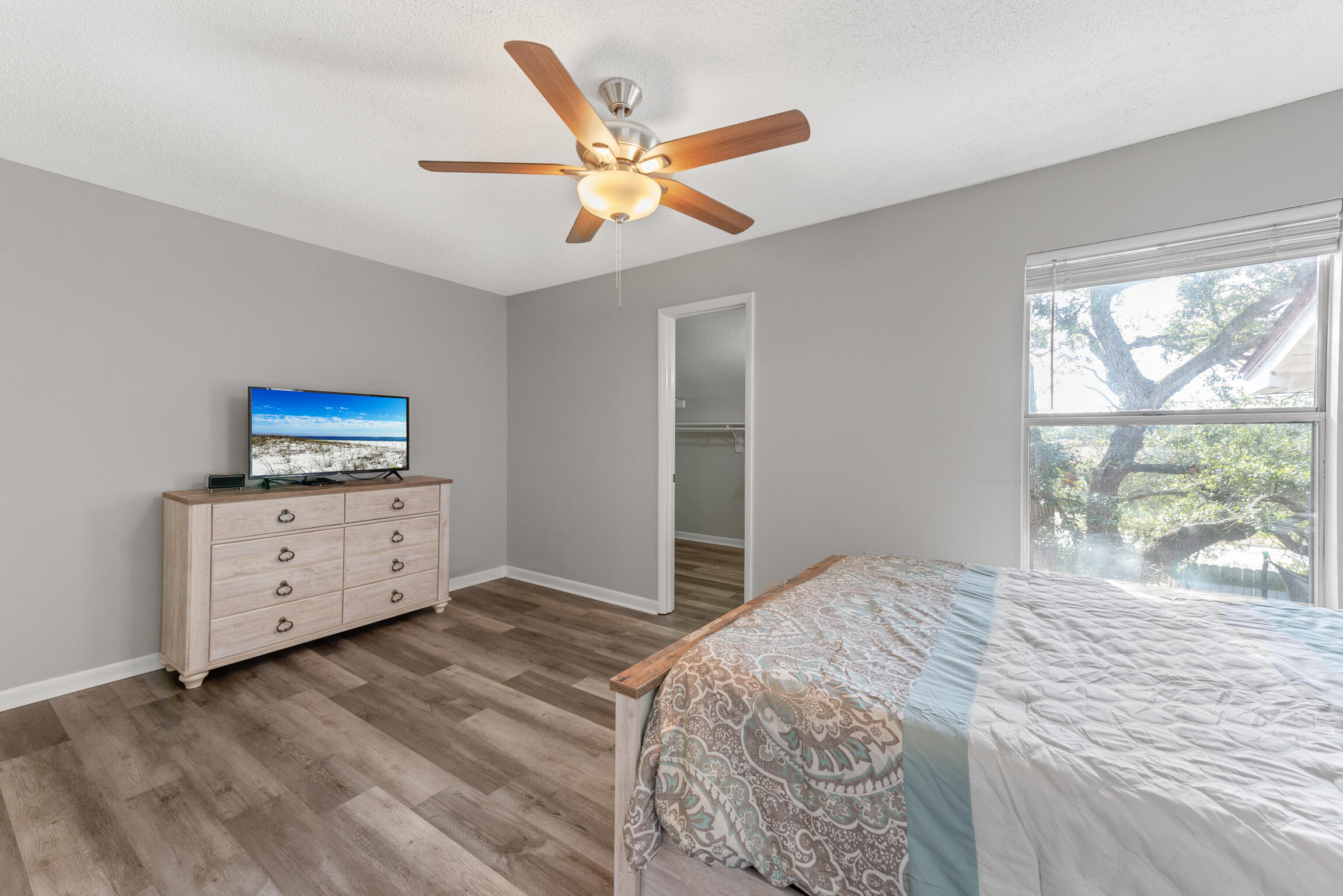 VIKING MANOR PH 1 - Residential