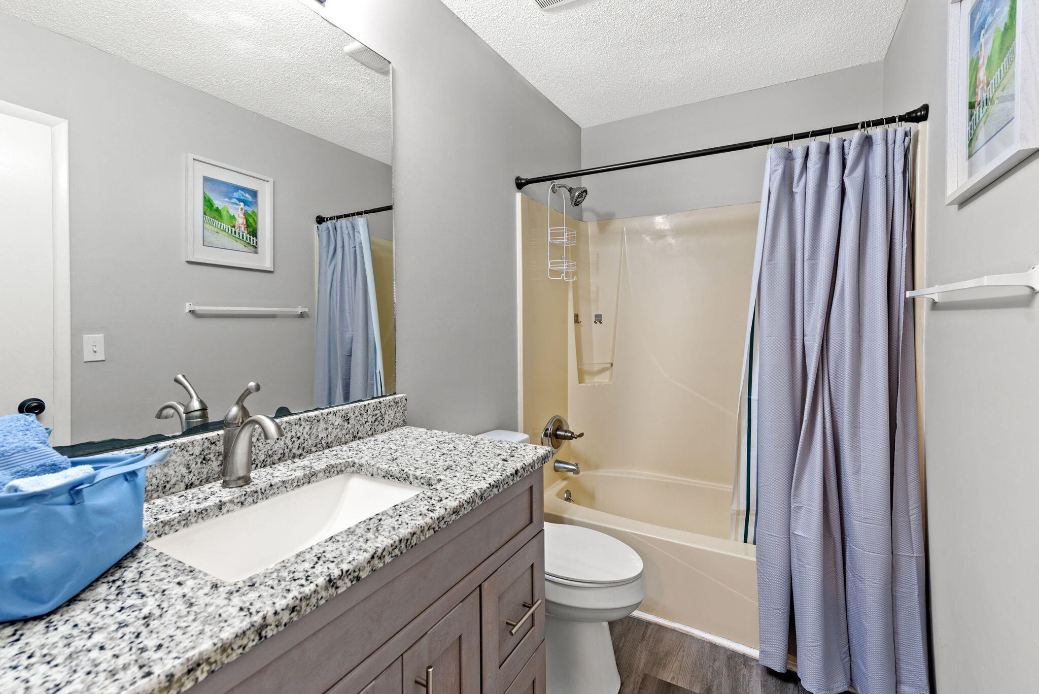 VIKING MANOR PH 1 - Residential