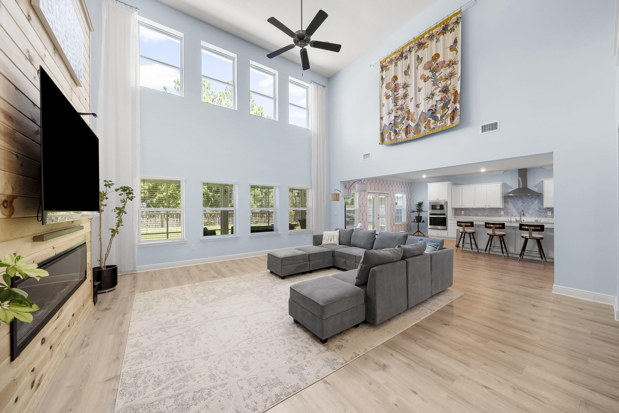TIERRA VERDE - Residential