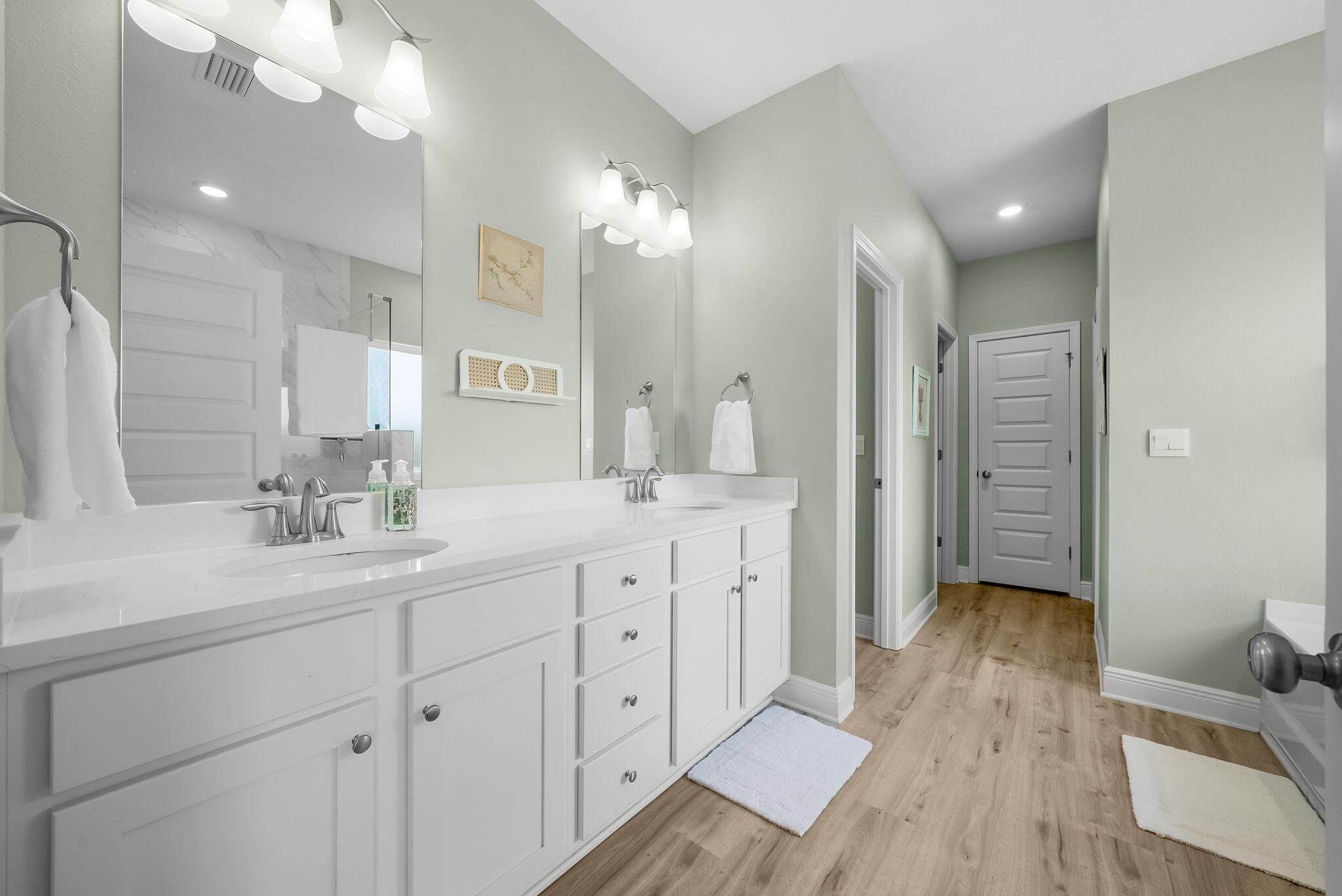 TIERRA VERDE - Residential