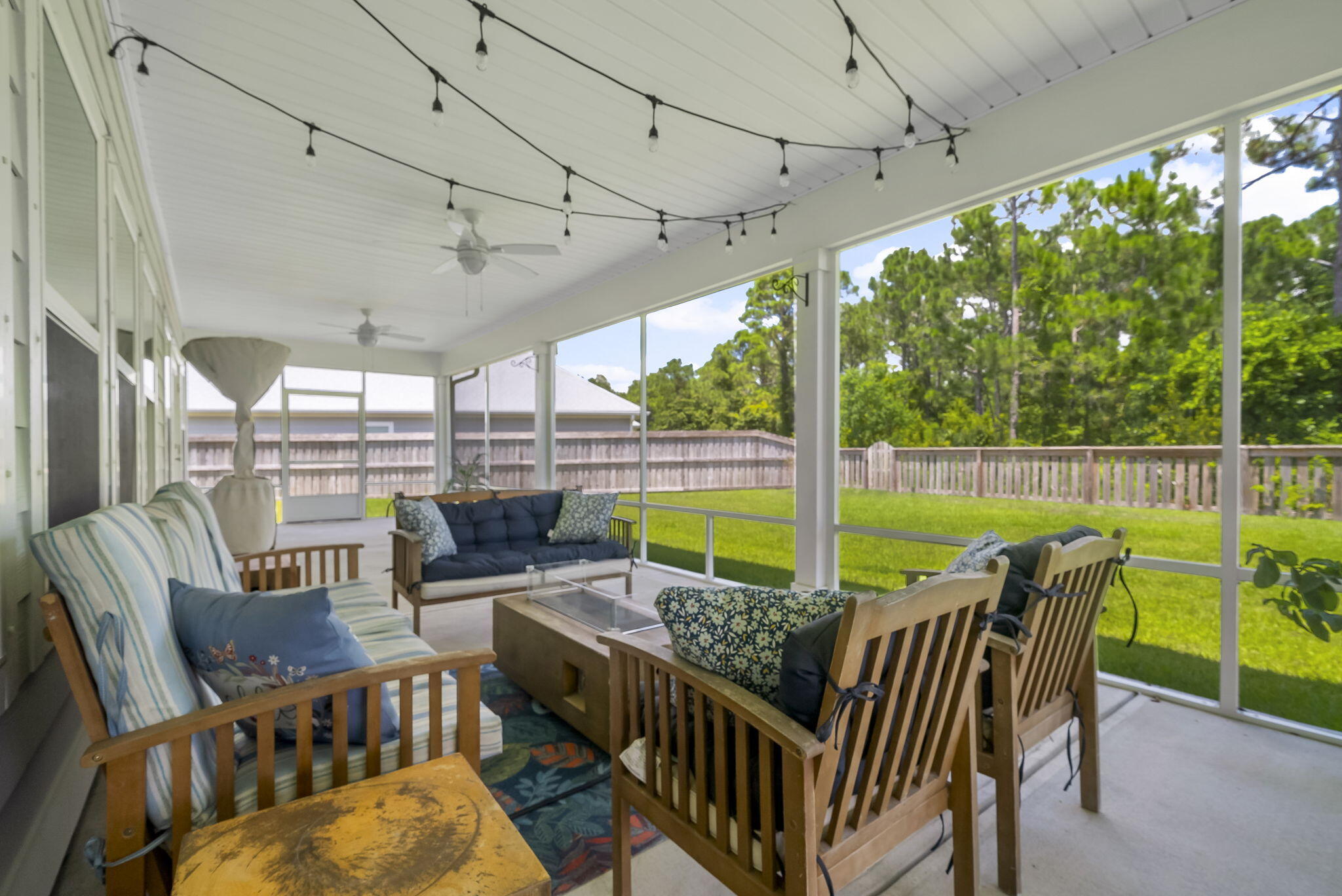 TIERRA VERDE - Residential