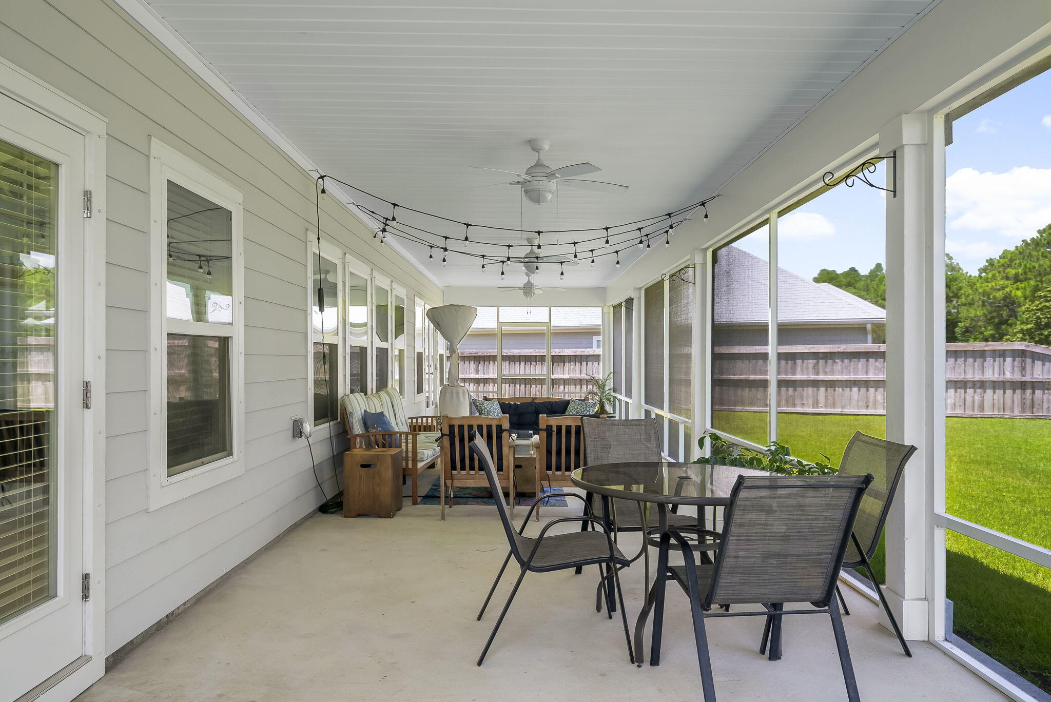 TIERRA VERDE - Residential