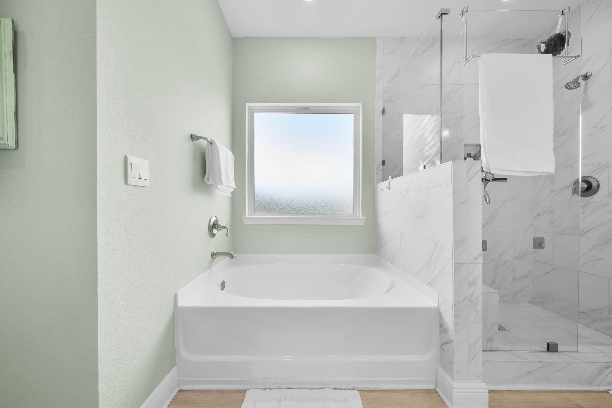 TIERRA VERDE - Residential
