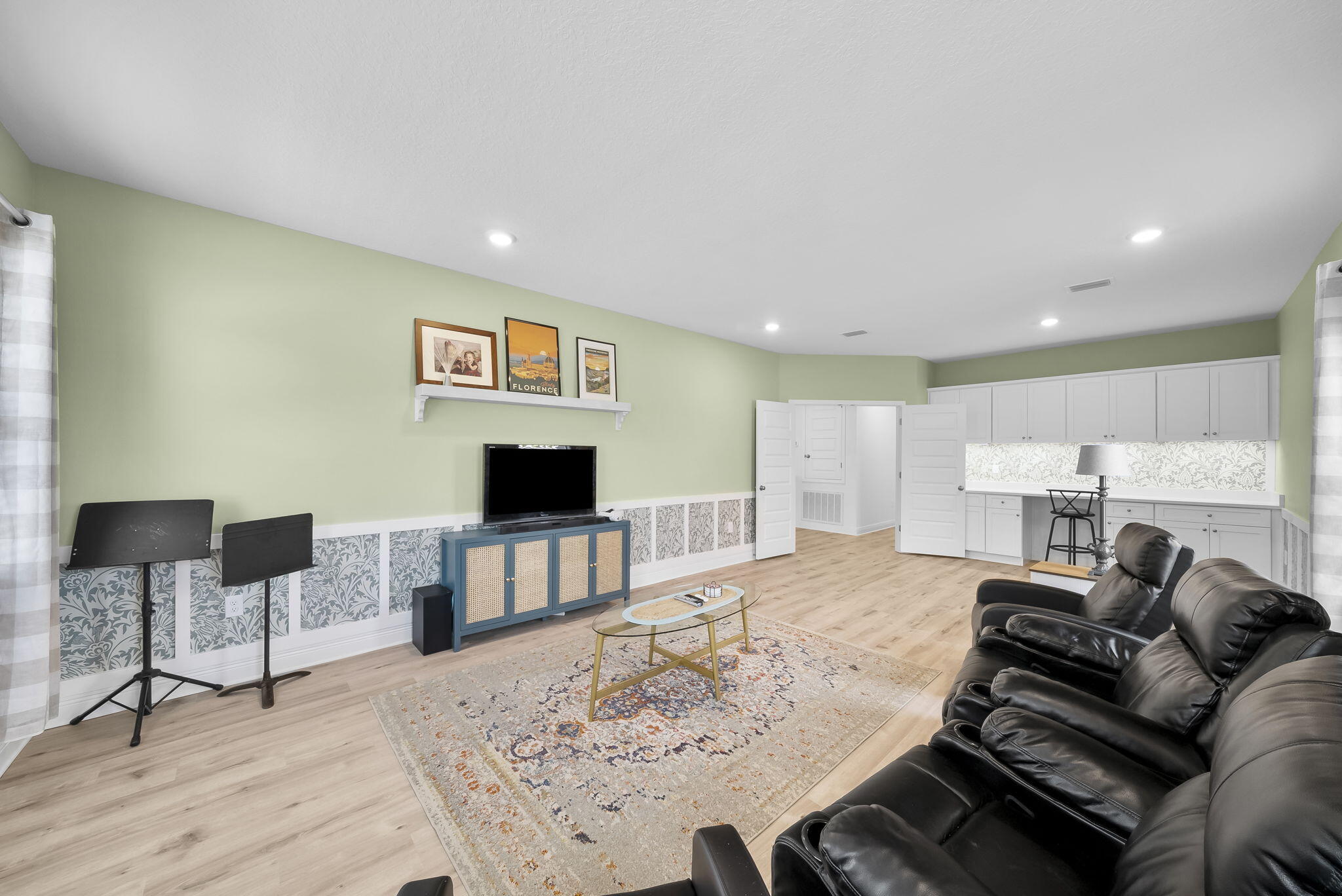 TIERRA VERDE - Residential