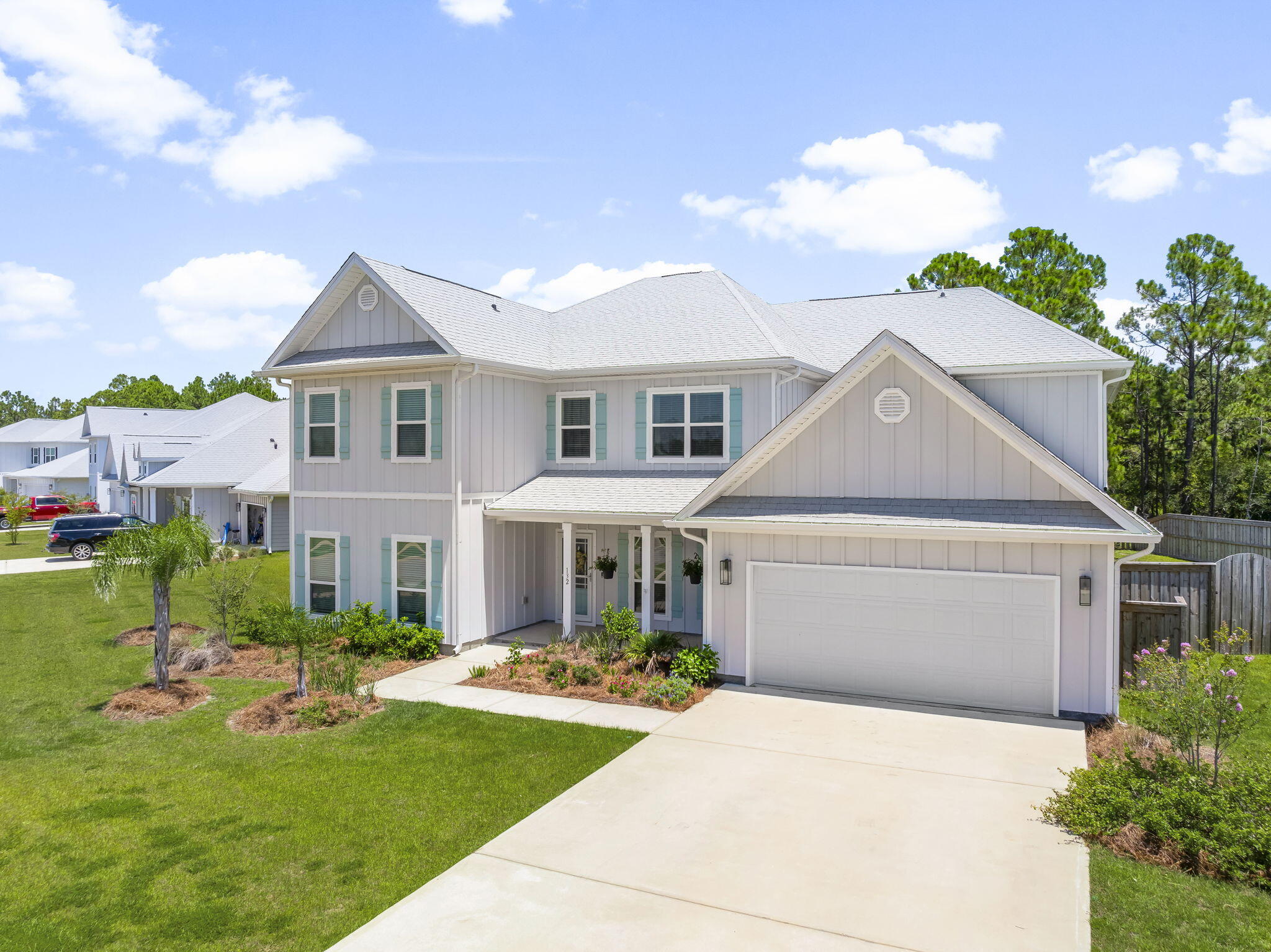 TIERRA VERDE - Residential