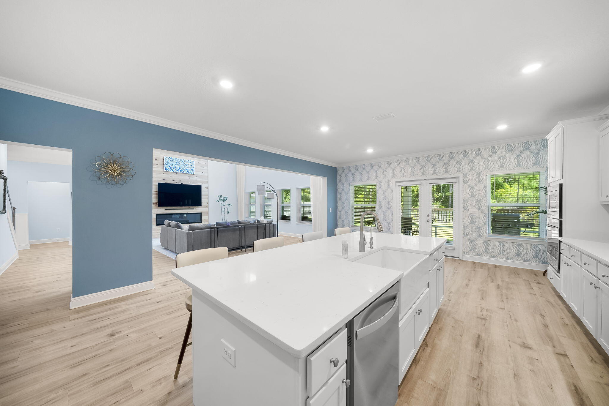 TIERRA VERDE - Residential