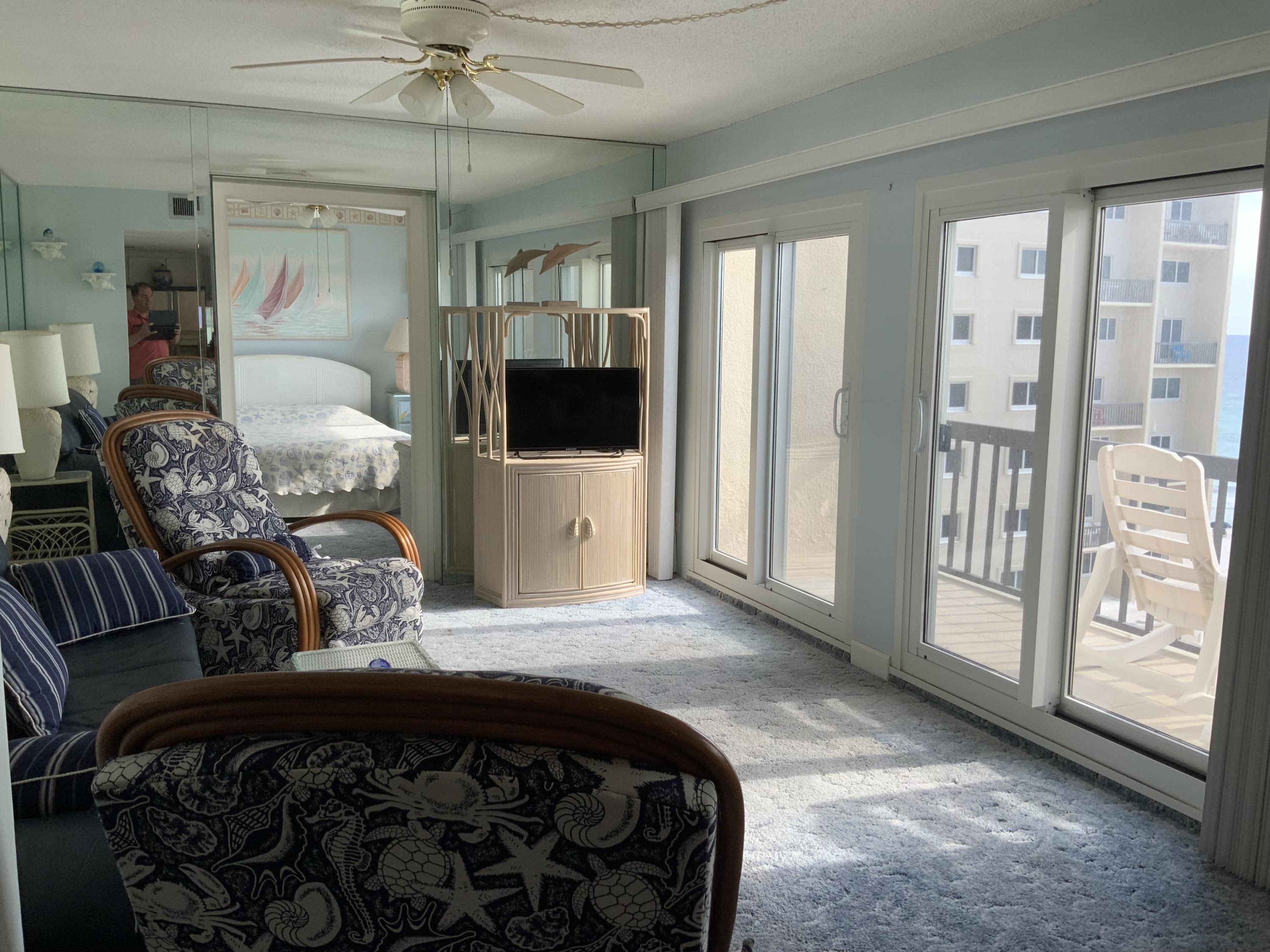 PINNACLE PORT - Residential