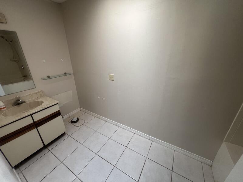 VALPARAISO PINECREST 2 - Residential