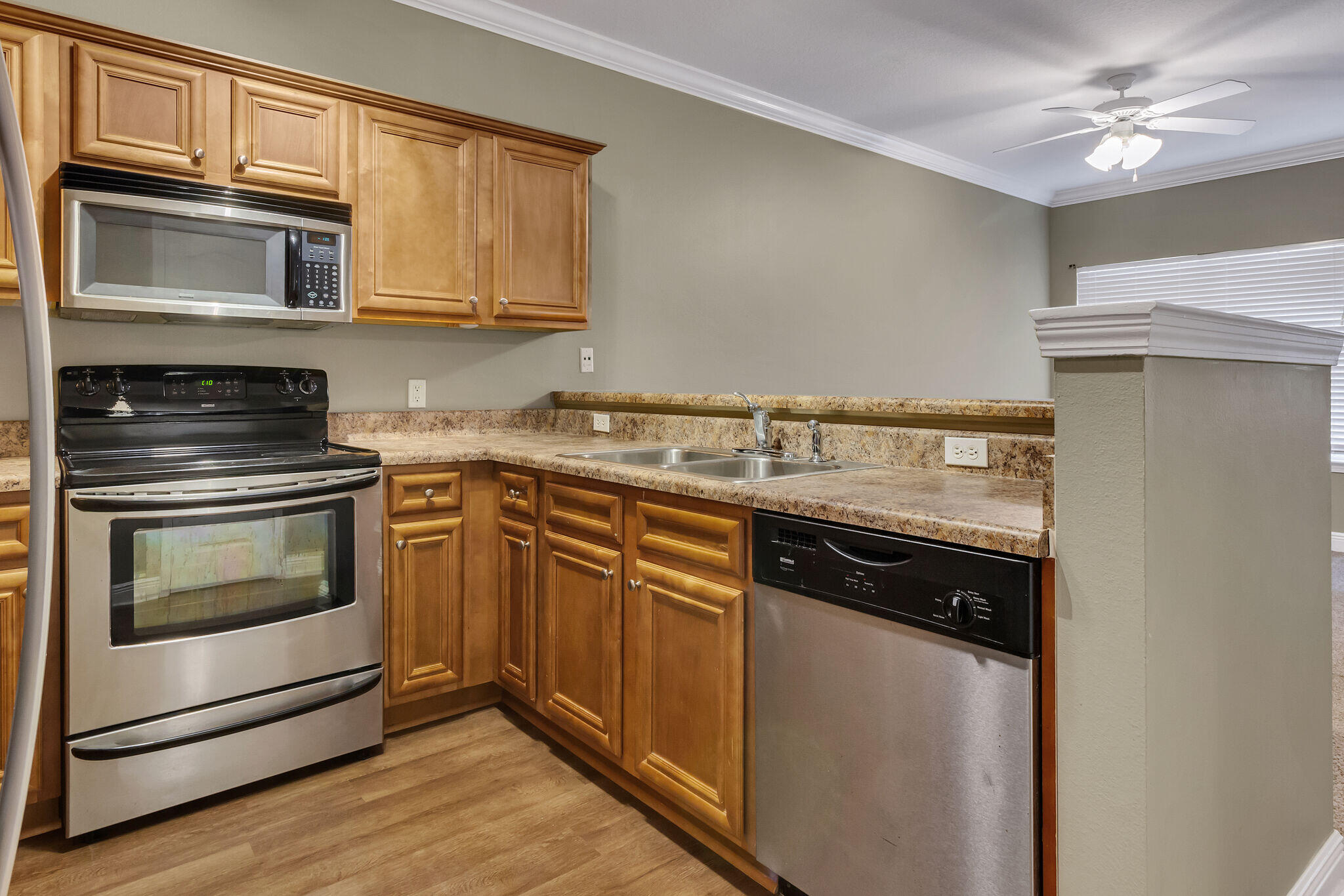 HADLEIGH HILLS T/H - Residential Lease