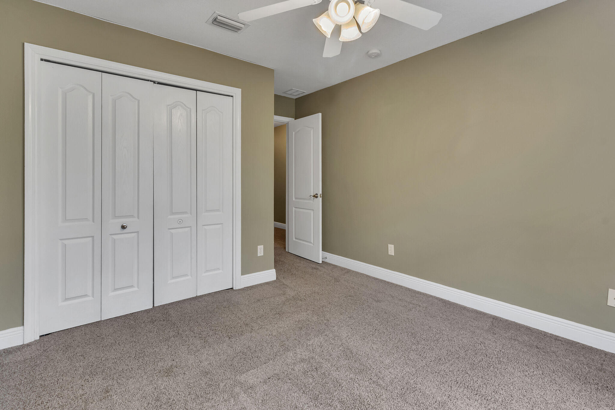 HADLEIGH HILLS T/H - Residential Lease