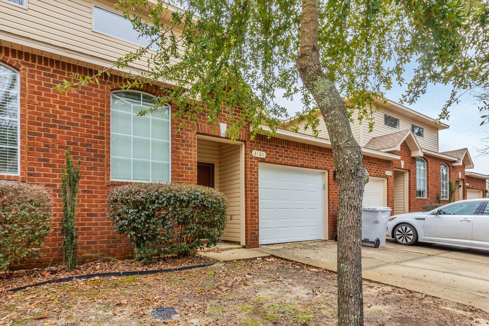 HADLEIGH HILLS T/H - Residential Lease