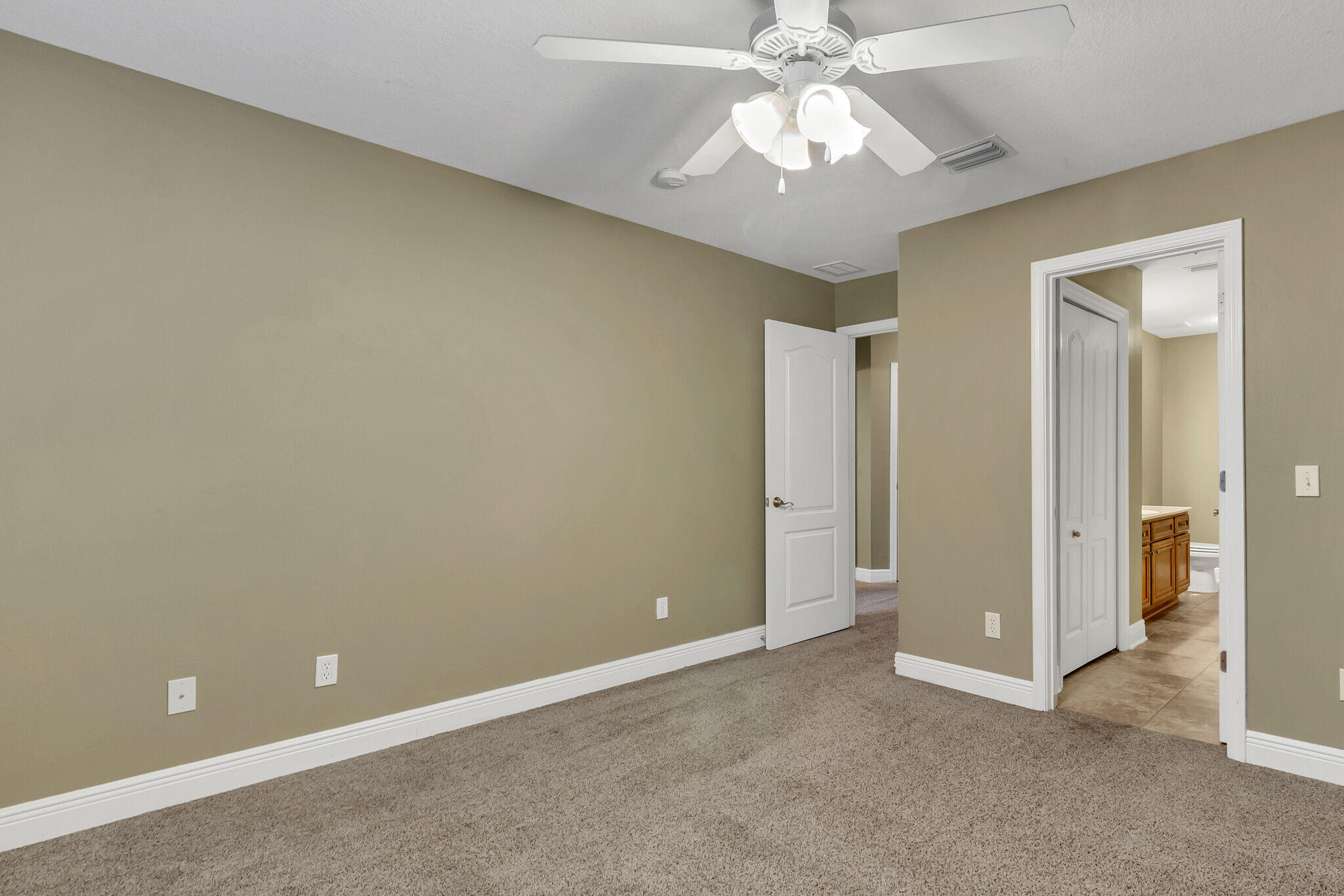 HADLEIGH HILLS T/H - Residential Lease