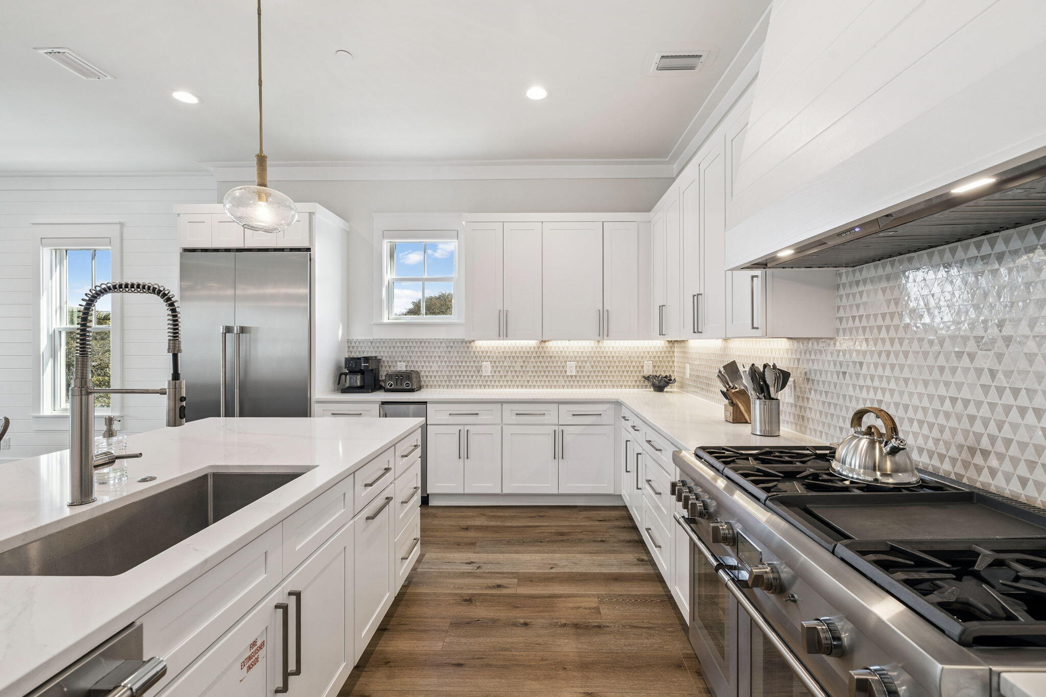 GULF SHORE MANOR - Residential