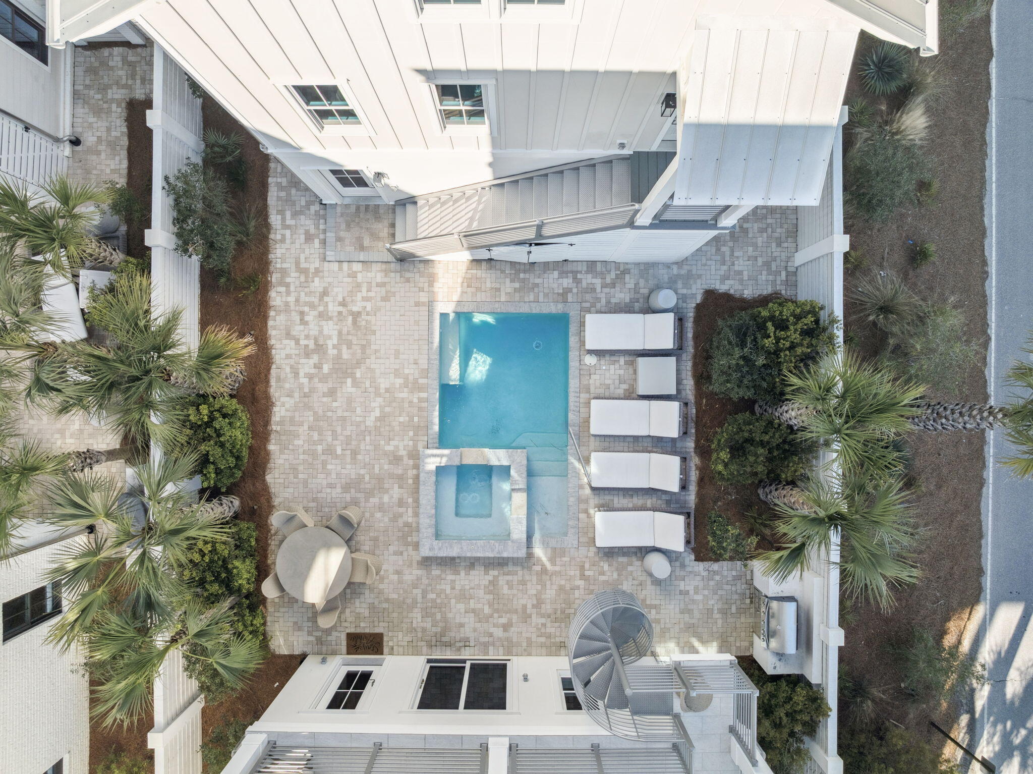 GULF SHORE MANOR - Residential