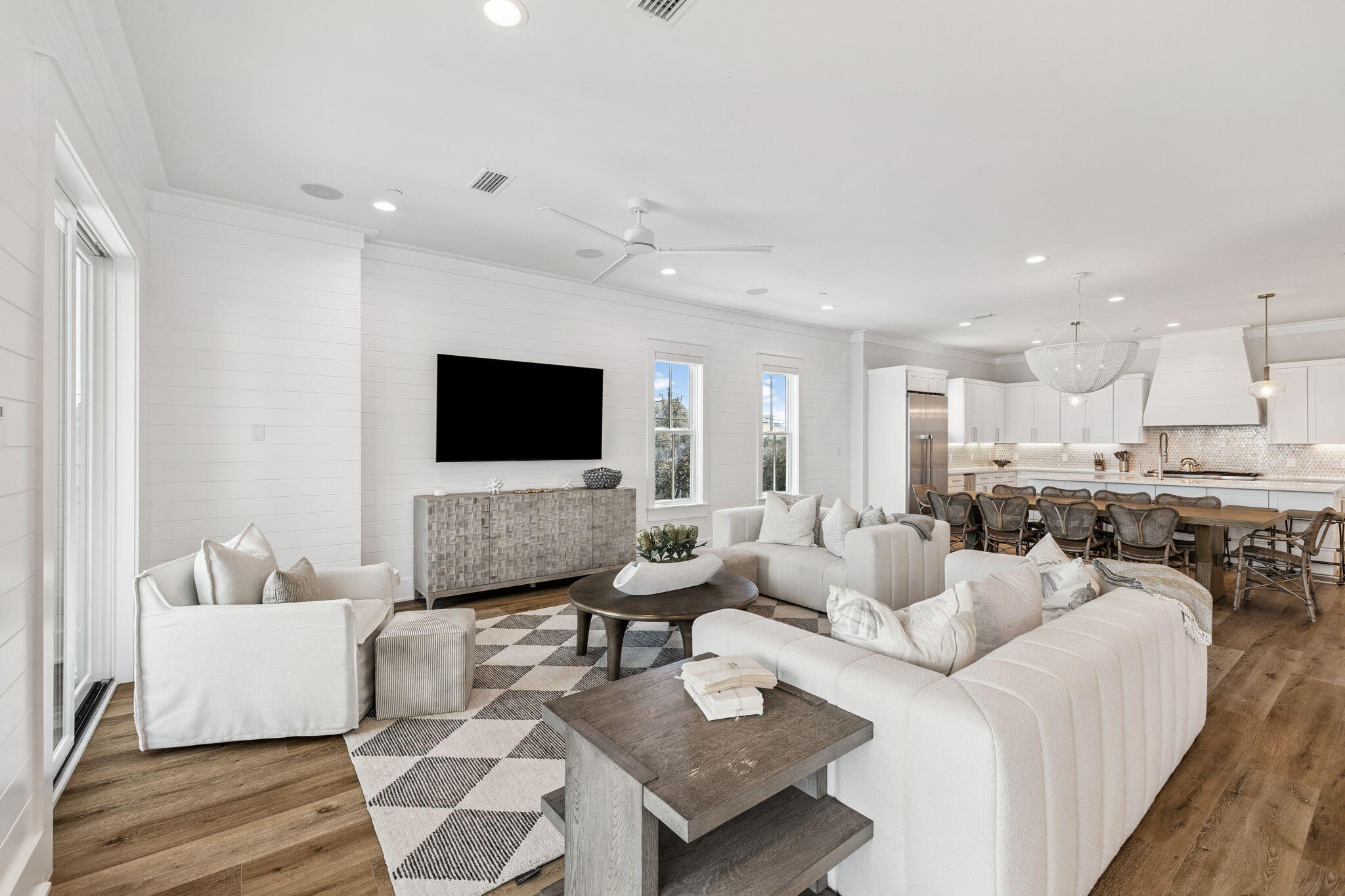 GULF SHORE MANOR - Residential