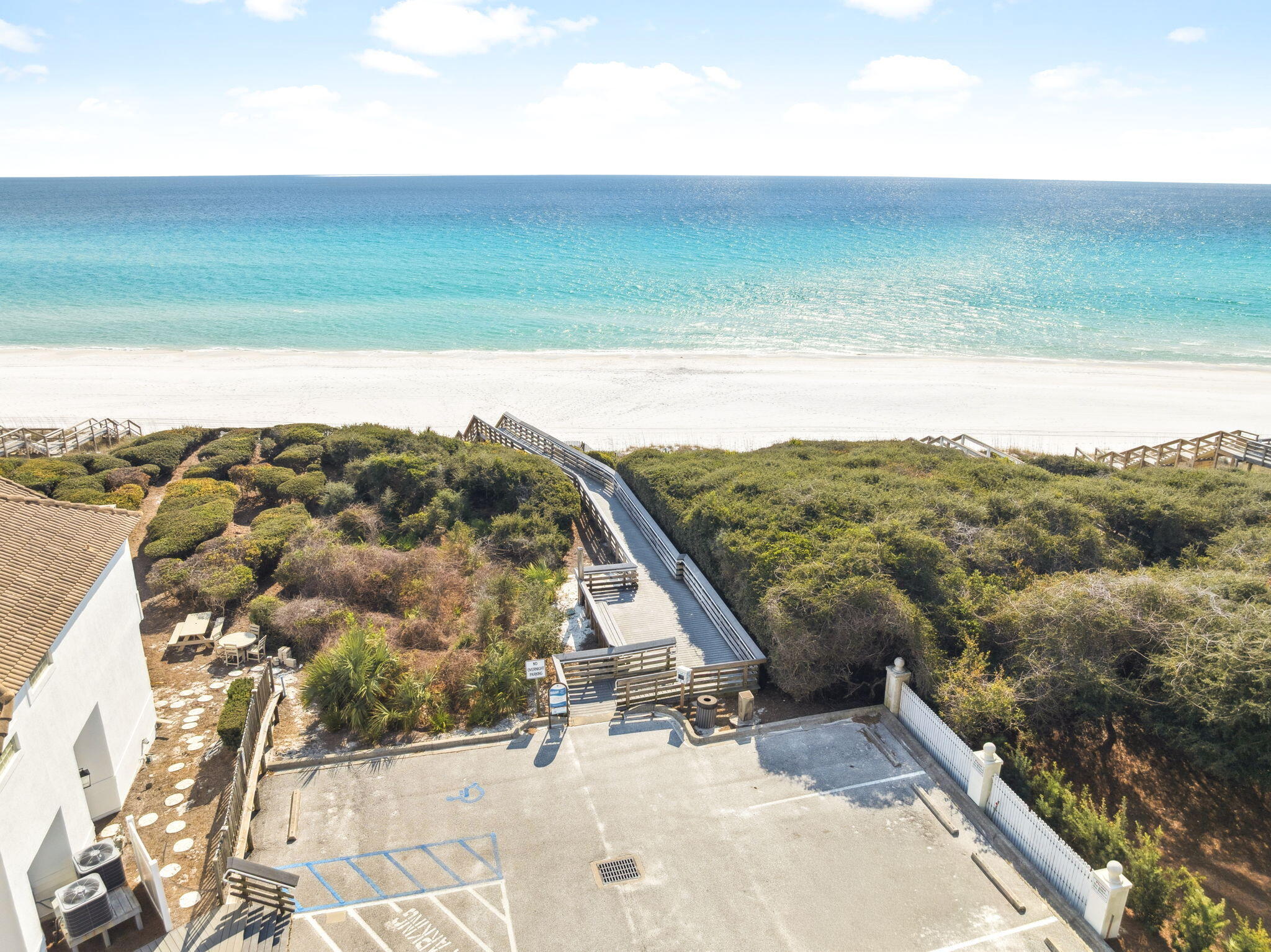 GULF SHORE MANOR - Residential