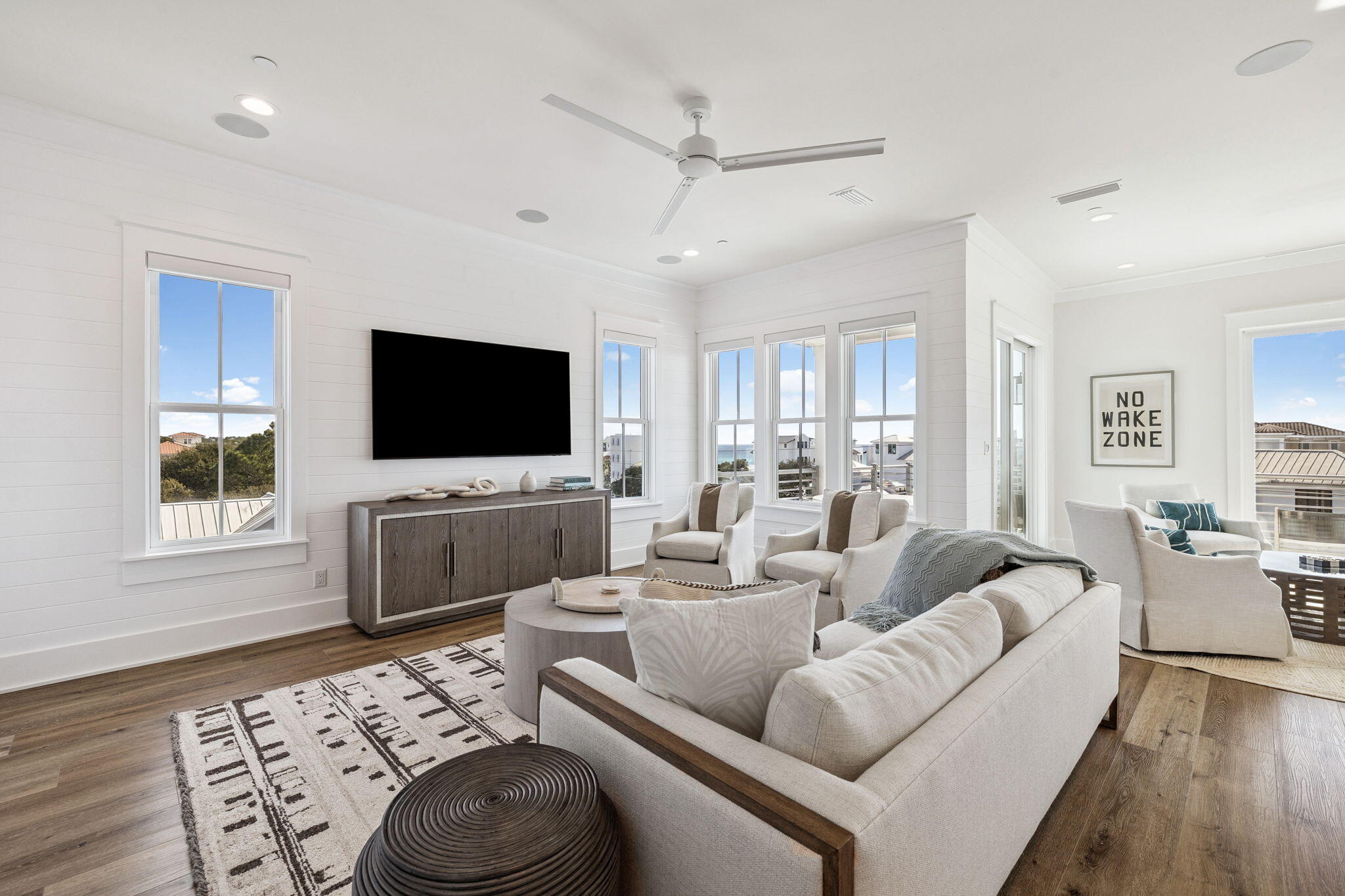 GULF SHORE MANOR - Residential