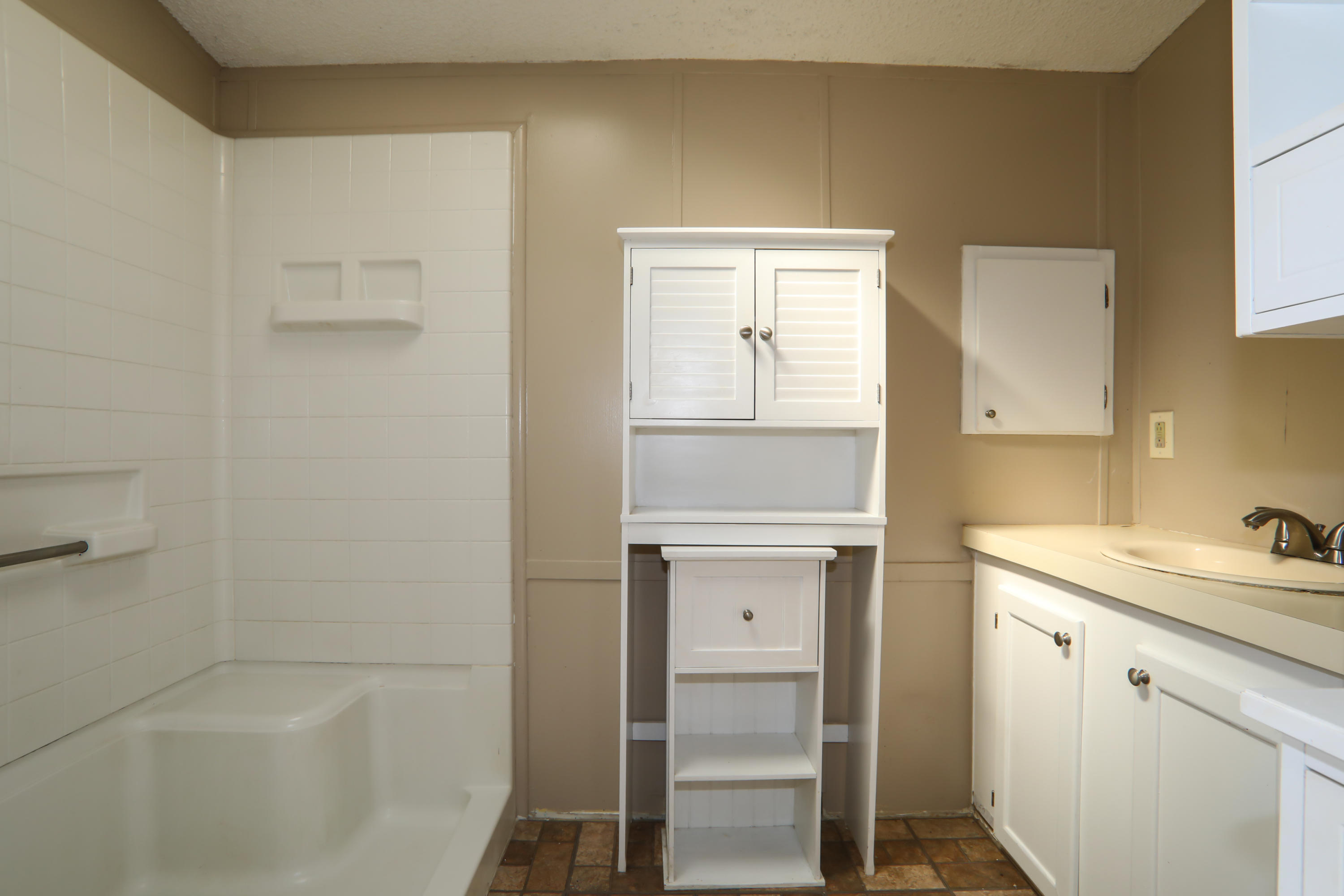 EDGEWOOD TERRACE - Residential