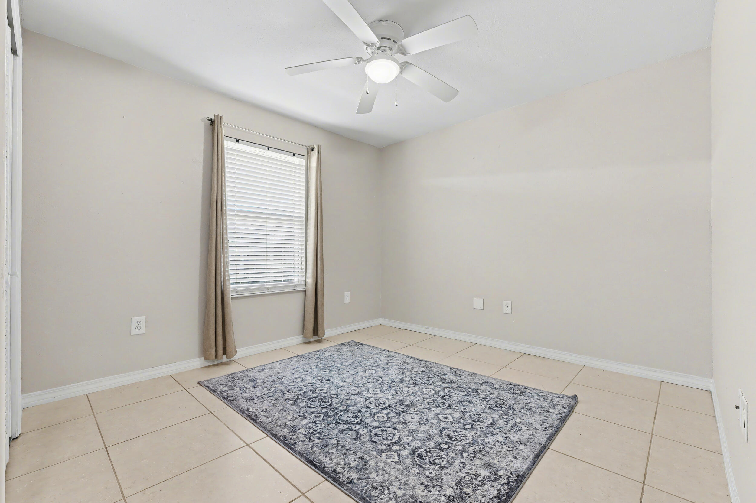 EMERALD POINTE PLAT 2 - Residential