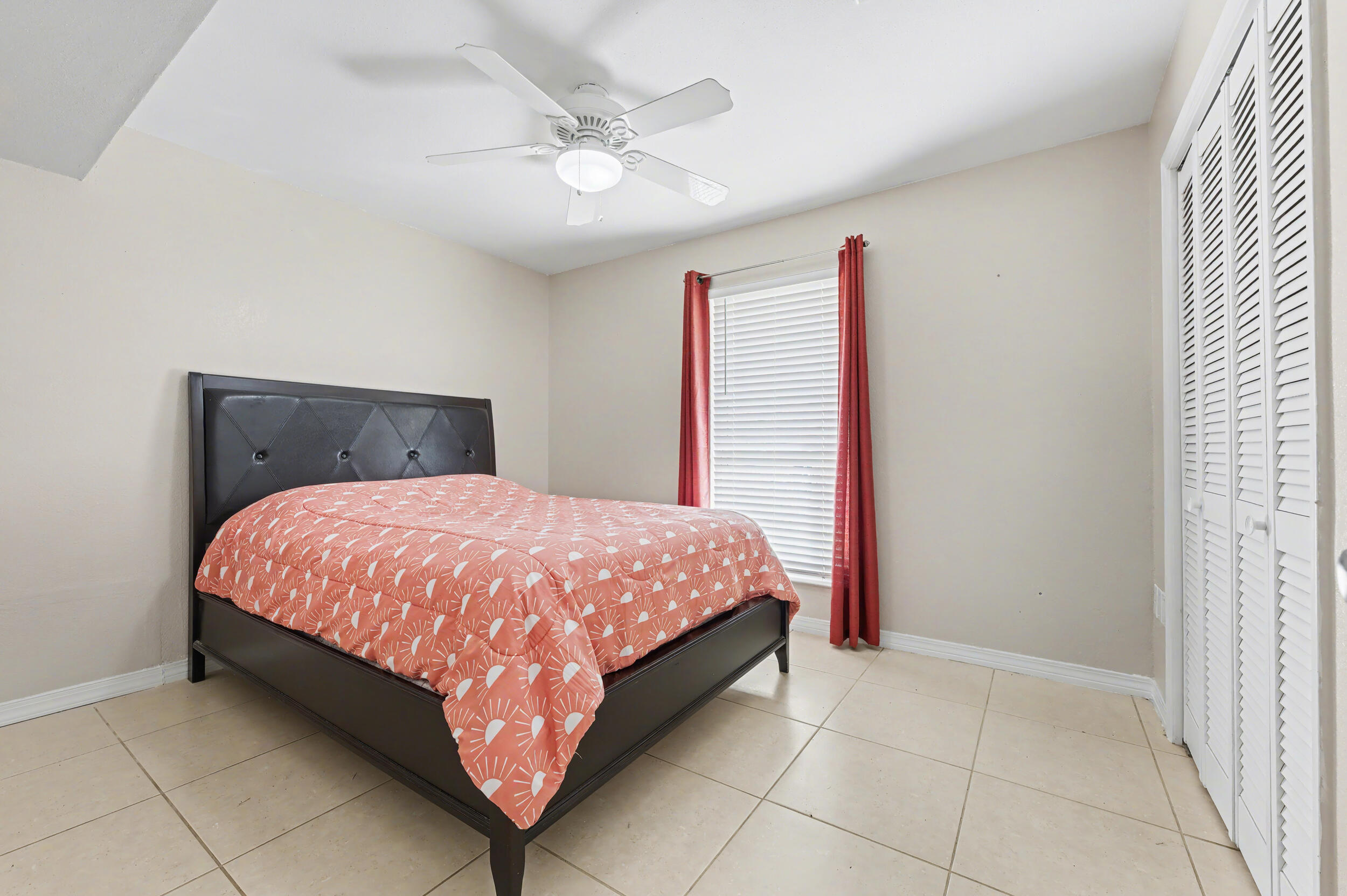 EMERALD POINTE PLAT 2 - Residential