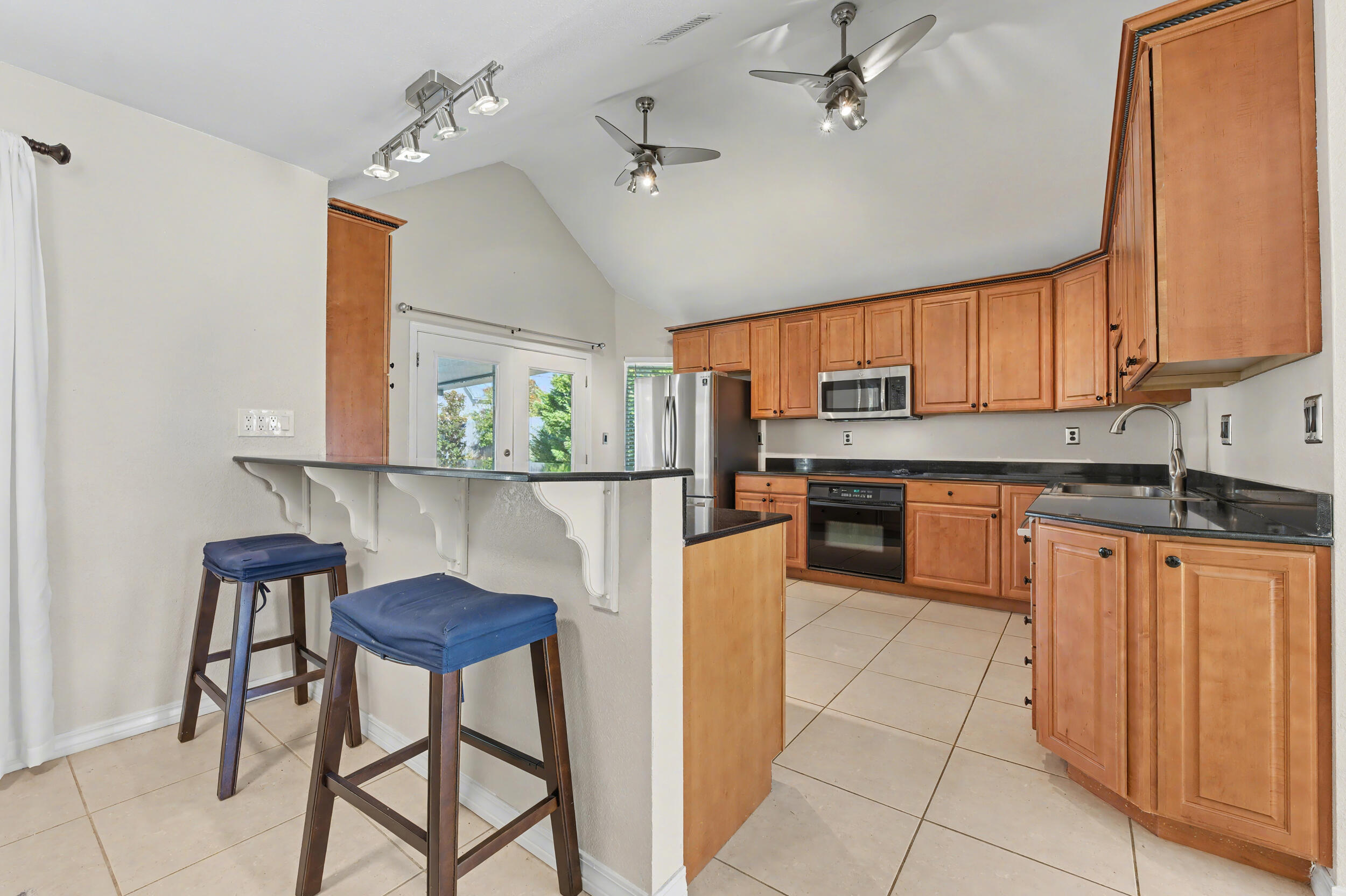 EMERALD POINTE PLAT 2 - Residential