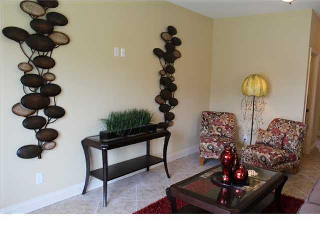 ANNABELLA'S TOWNHOMES - Residential