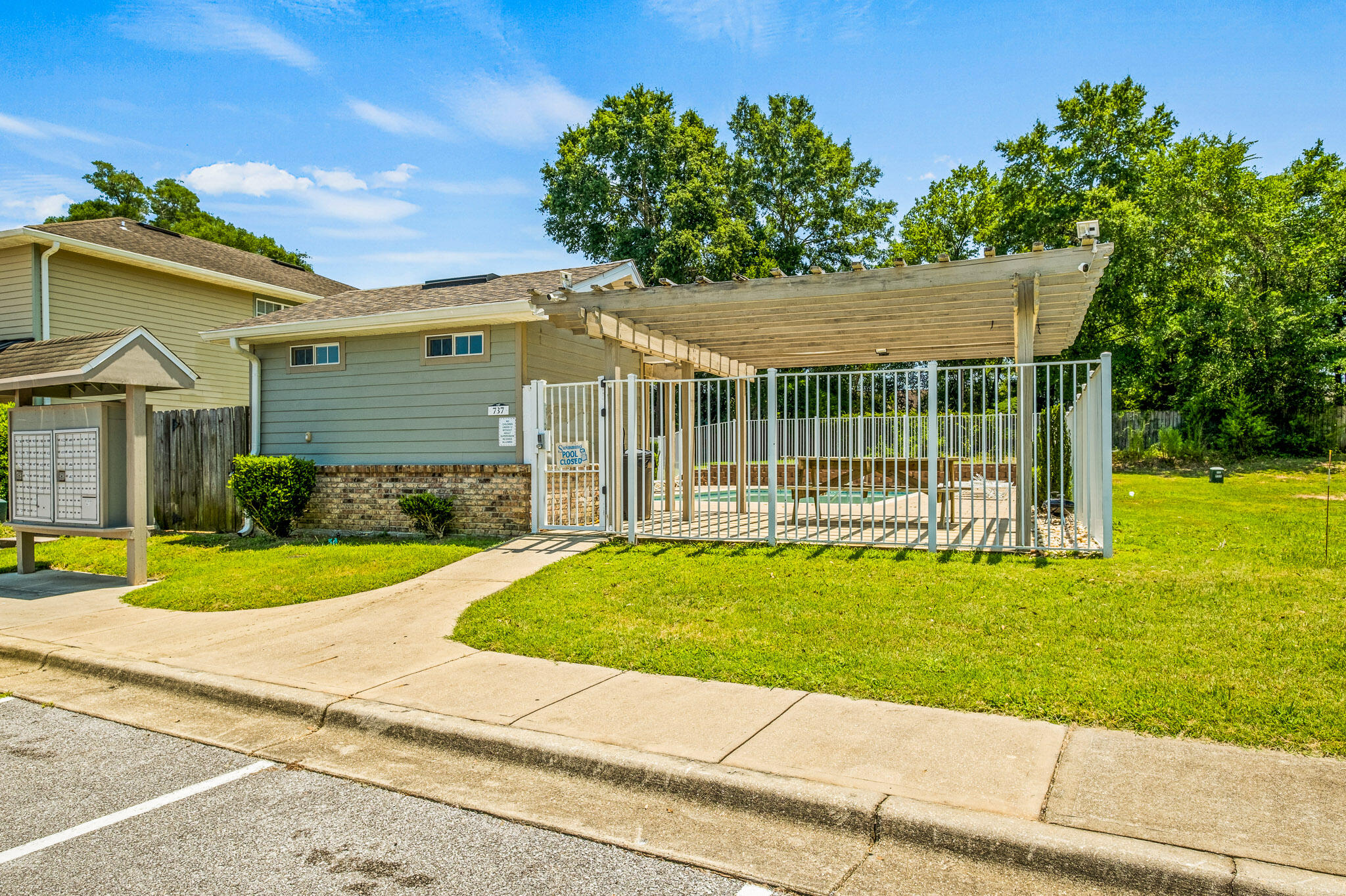 ARBOR LAKE PHASE II - Residential