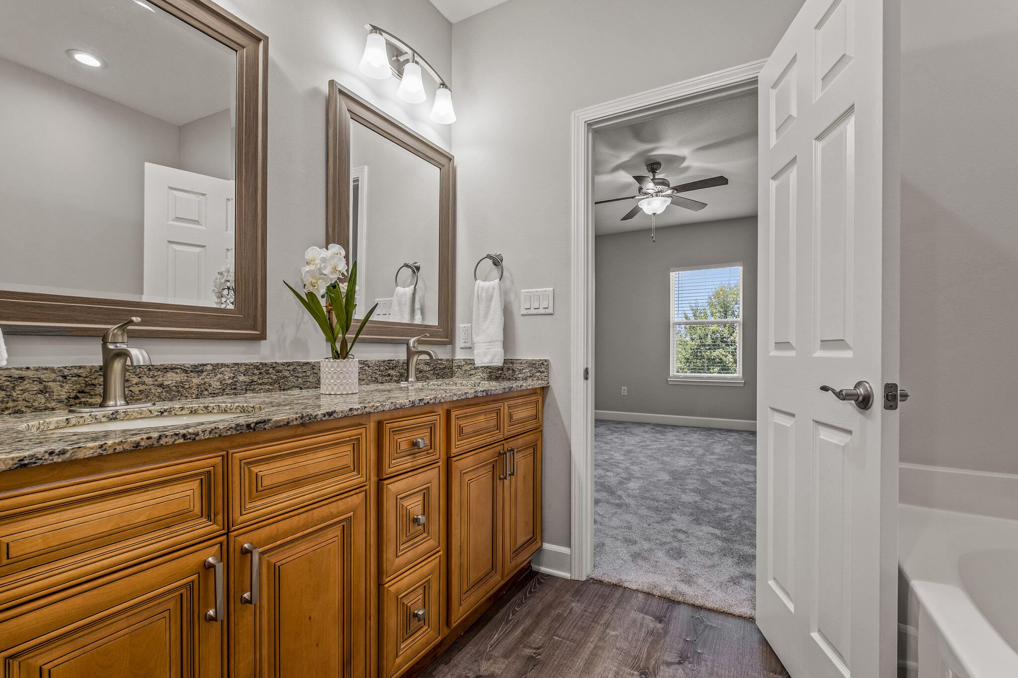 ARBOR LAKE PHASE II - Residential