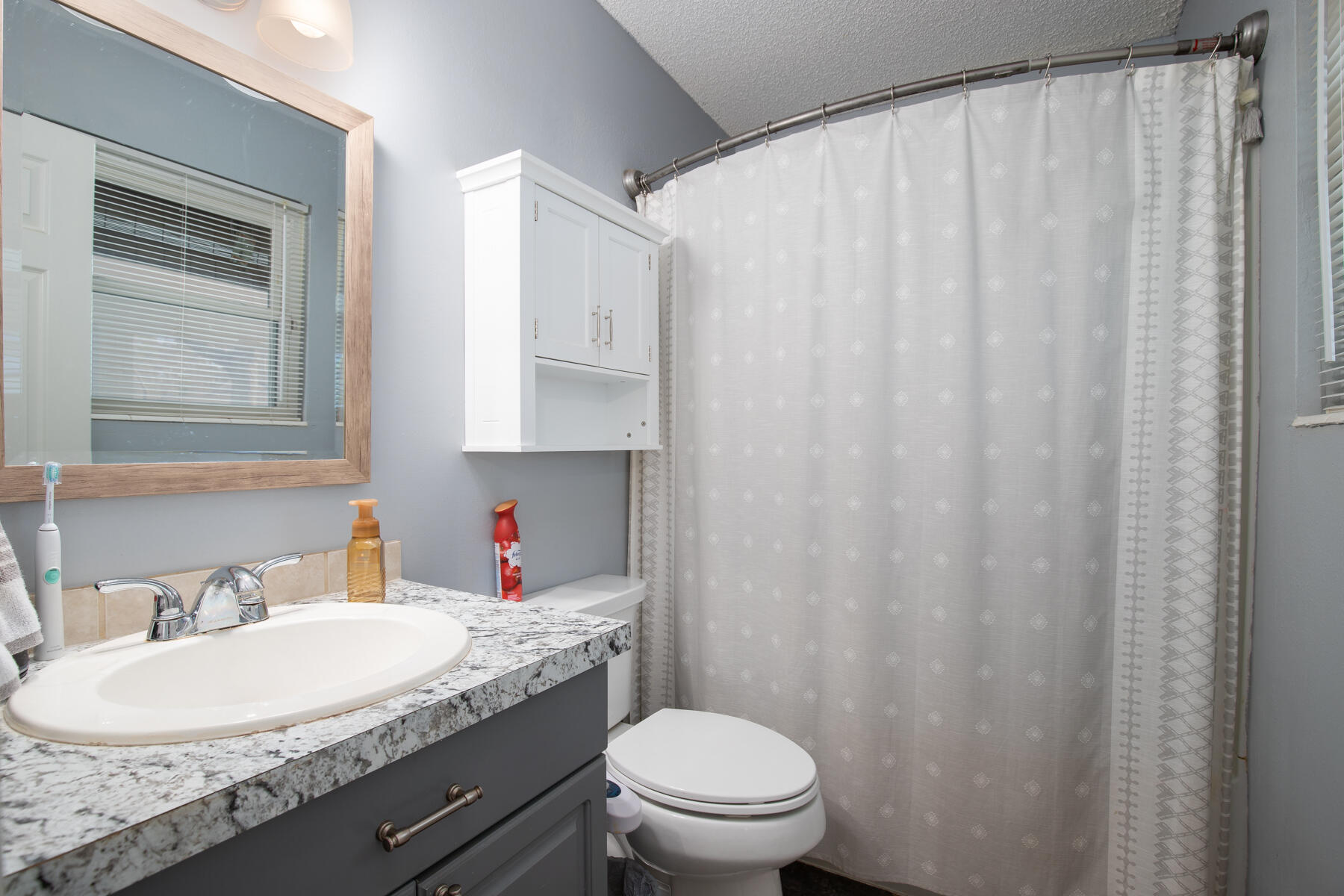 PINE MEADOWS - Residential