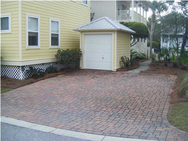 OLD FLORIDA VILLAGE - Residential