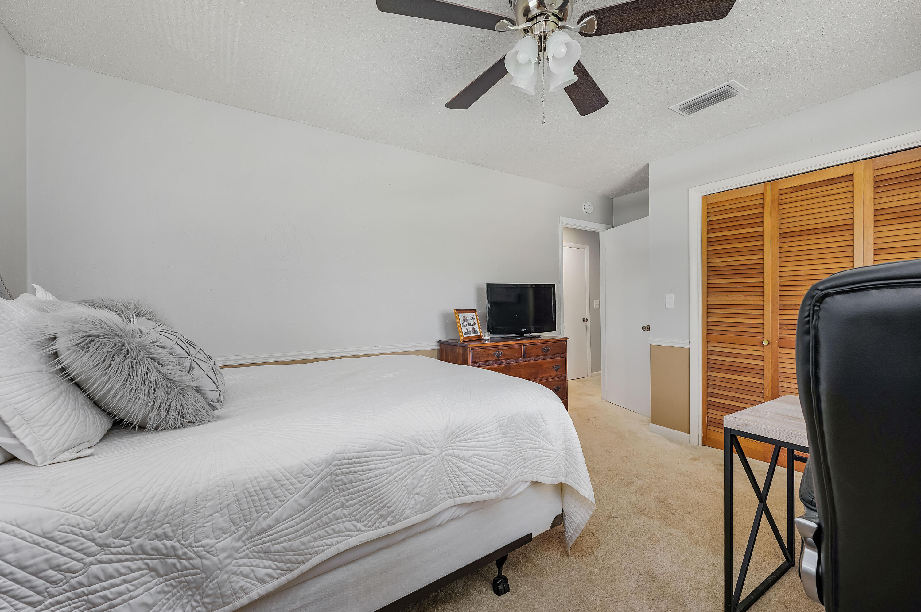 BAYOU POQUITO - Residential