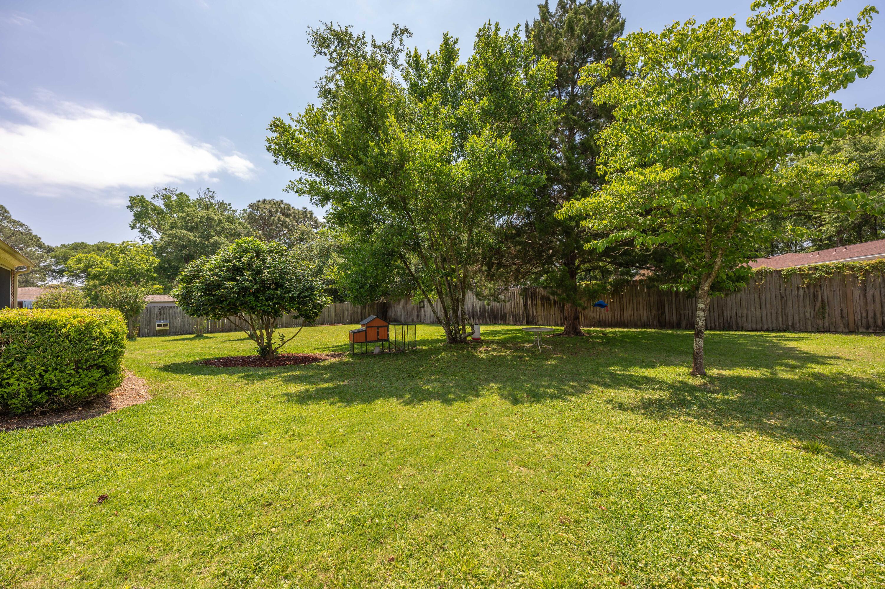 BAYOU POQUITO - Residential