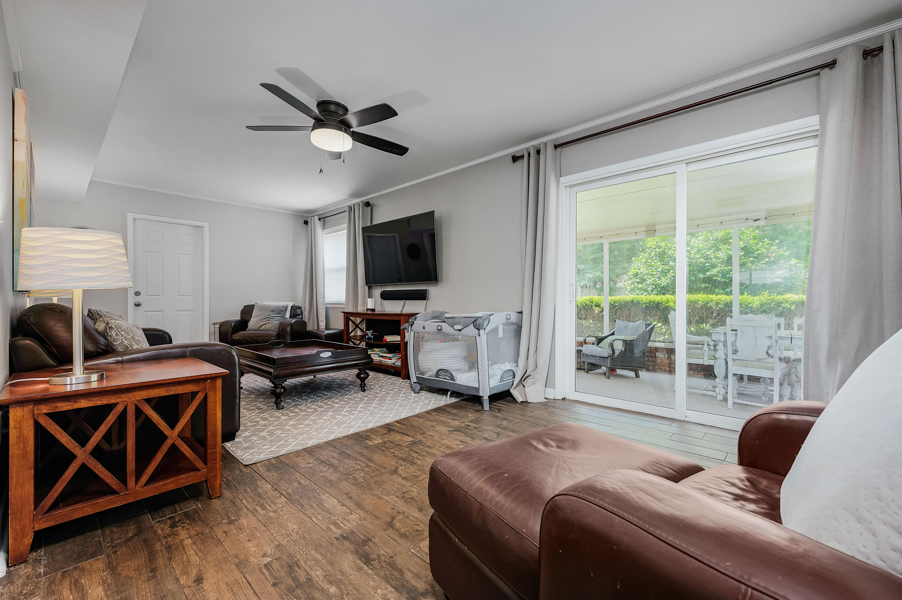 BAYOU POQUITO - Residential